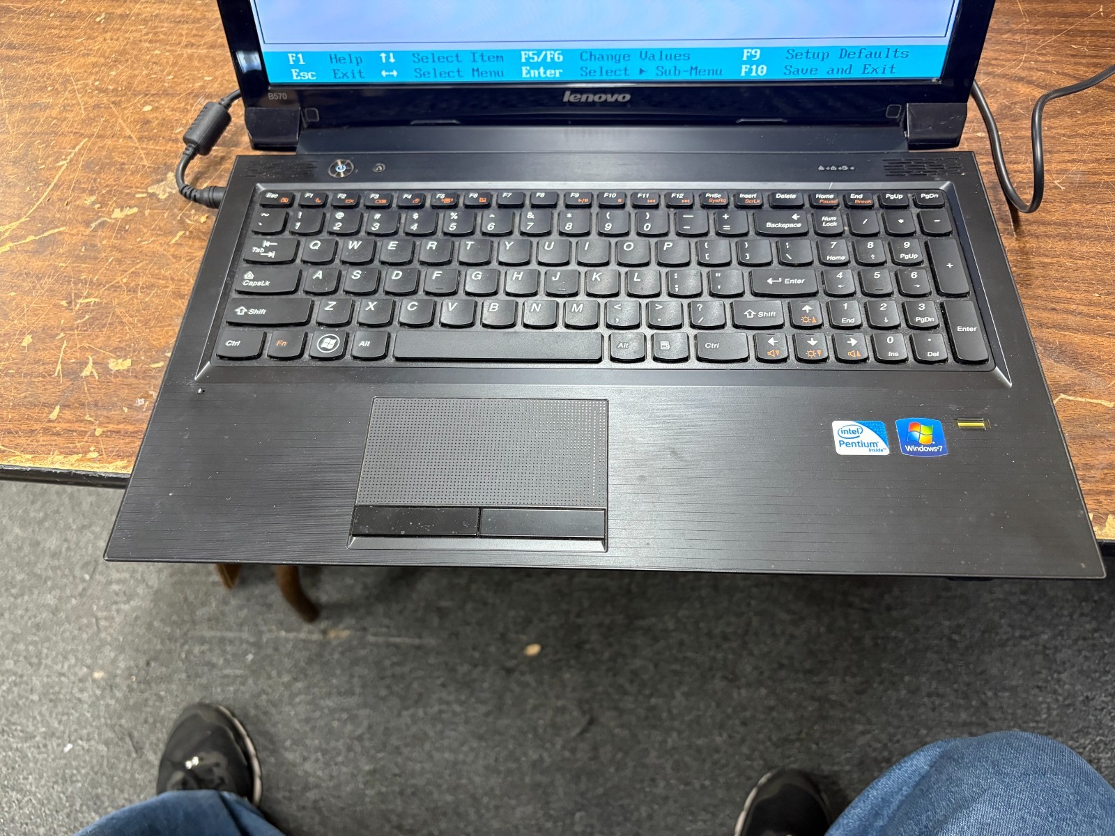 LENOVO B570 Laptop w/ Intel Pentium CPU B940 2.00 GHZ 4 GB | No HD No OS