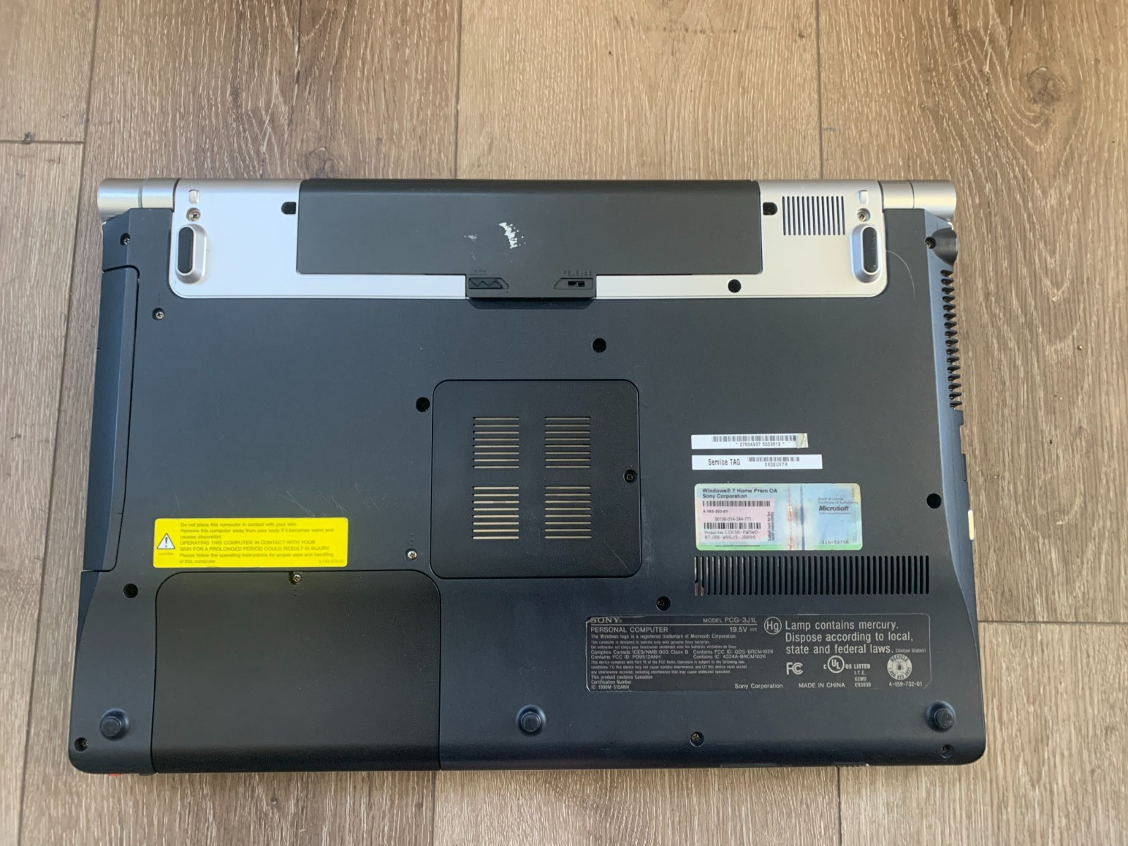 Sony PCG-3J1L VGN-FW550F 16.4″ Intel Core 2 Duo P8700 2.53GHz 4GB Ram 320GB HDD