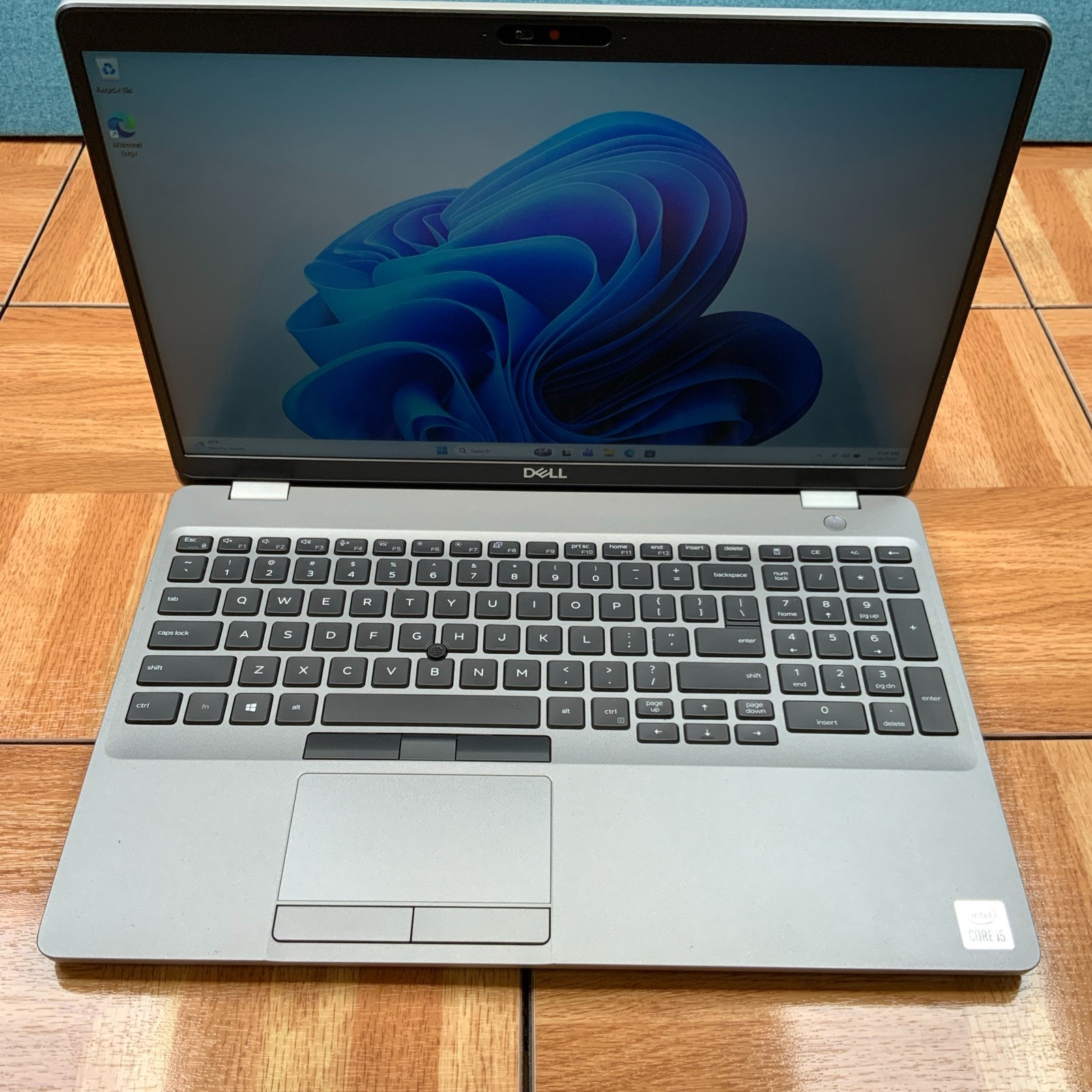 Dell Latitude 5510 Intel i7-10610U 8GB RAM 256 GB SSD Win 11 Pro
