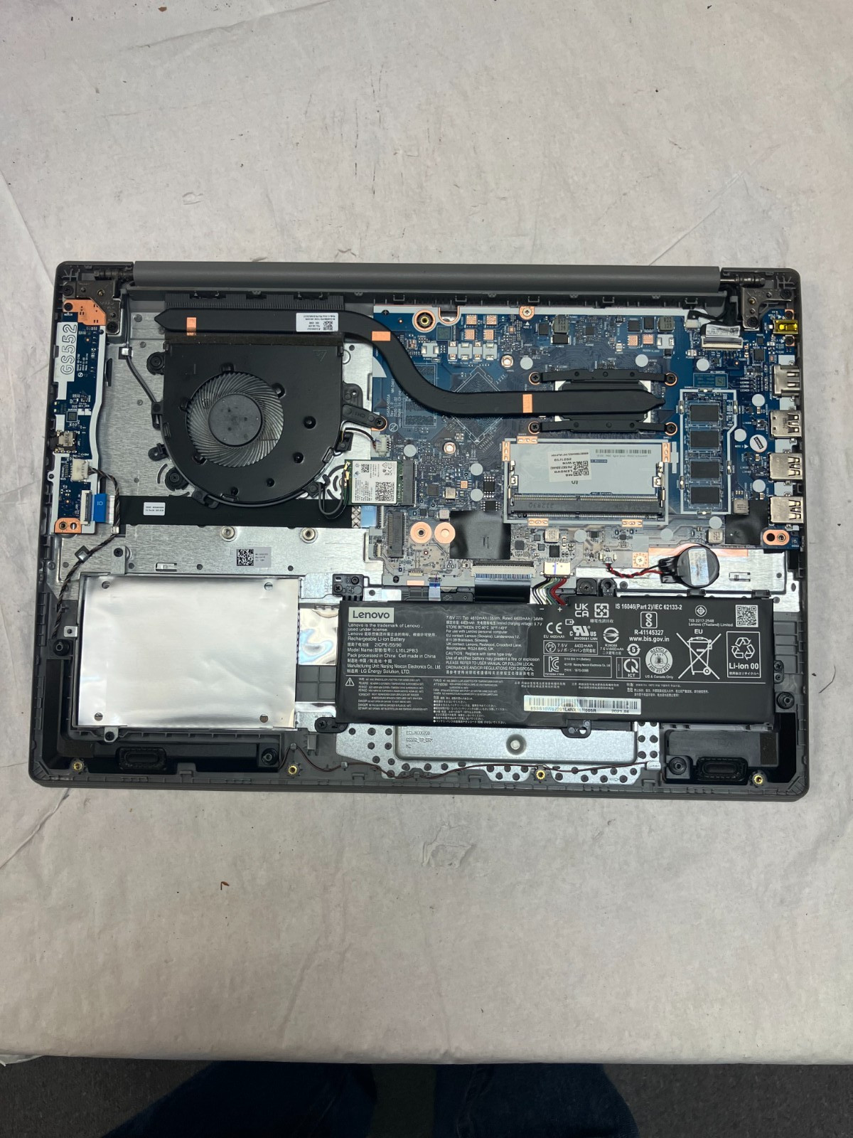 Lenovo IdeaPad 3-15ITL05 i3-1115G4 No SSD No Mem FOR Parts/Repair
