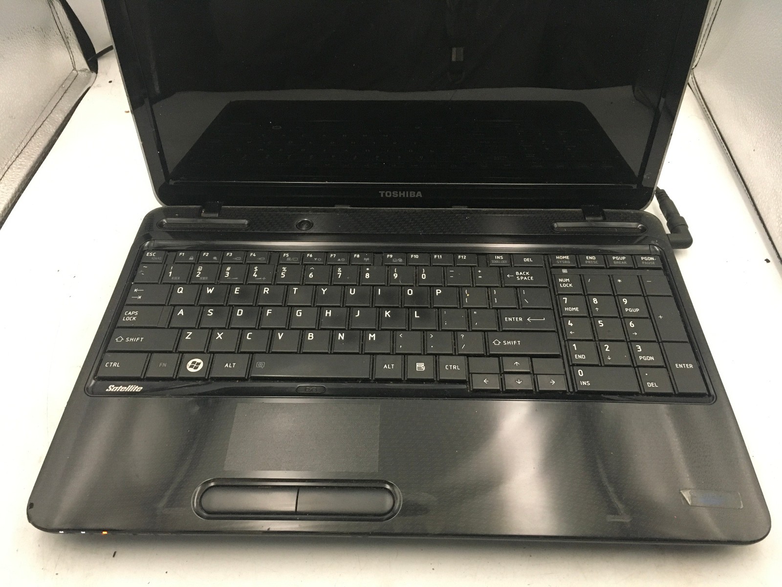 TOSHIBA SATELLITE L655D S5050 – FOR PARTS/NO BOOT – AMD ATHLON II – 4GB RAM – BB