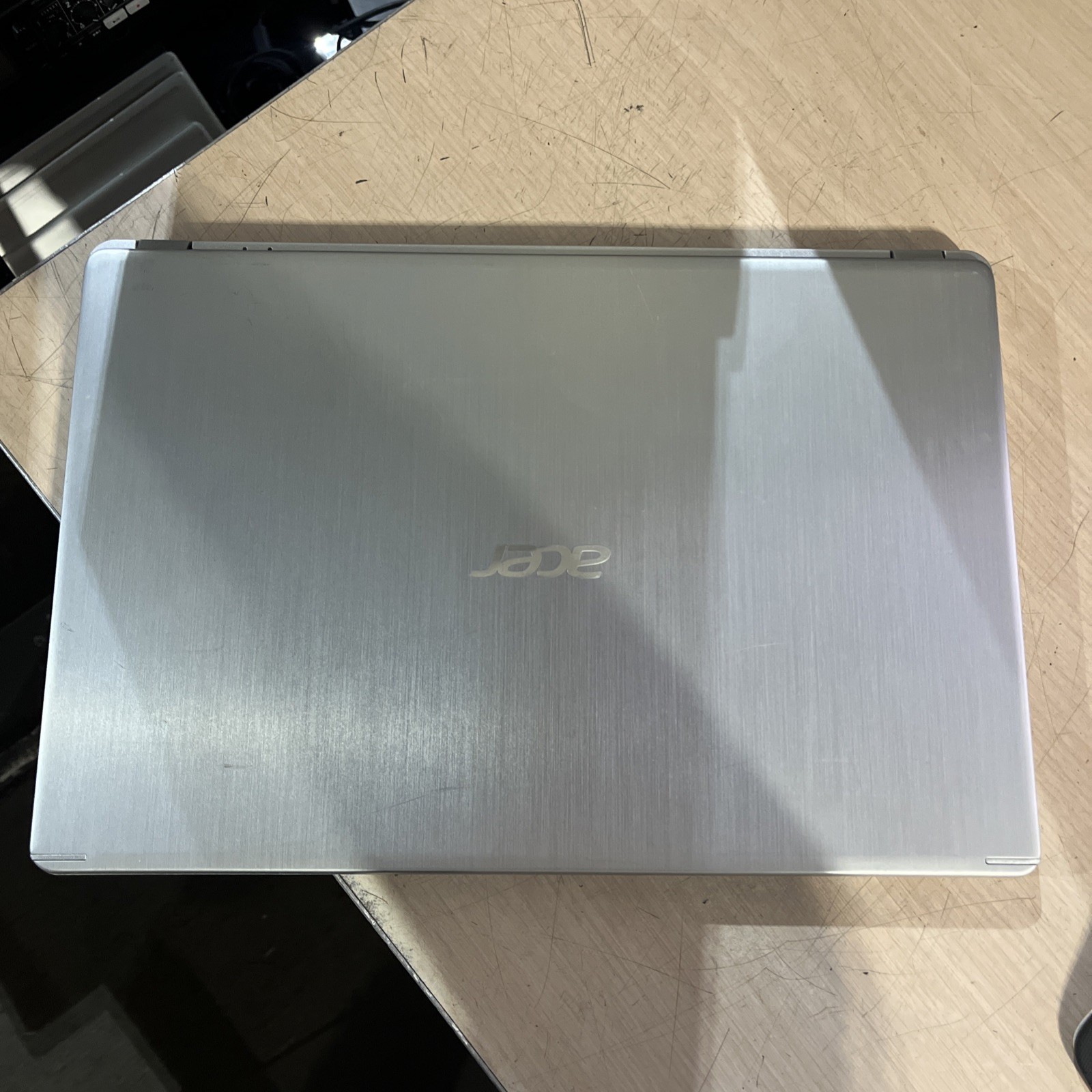ACER N19C3 A515-43-R19L AMD RYZEN 3 8GB RAM NO HD