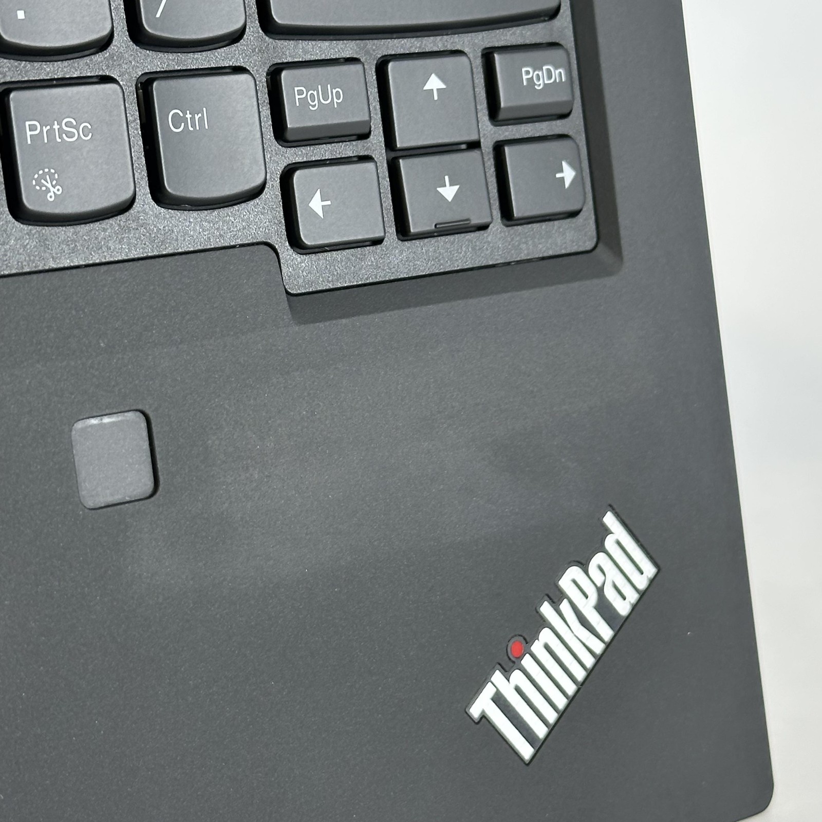 Lenovo ThinkPad T14 Gen 2 Black FHD i7-1185G7 3.00GHz 32GB 512GB SSD Good