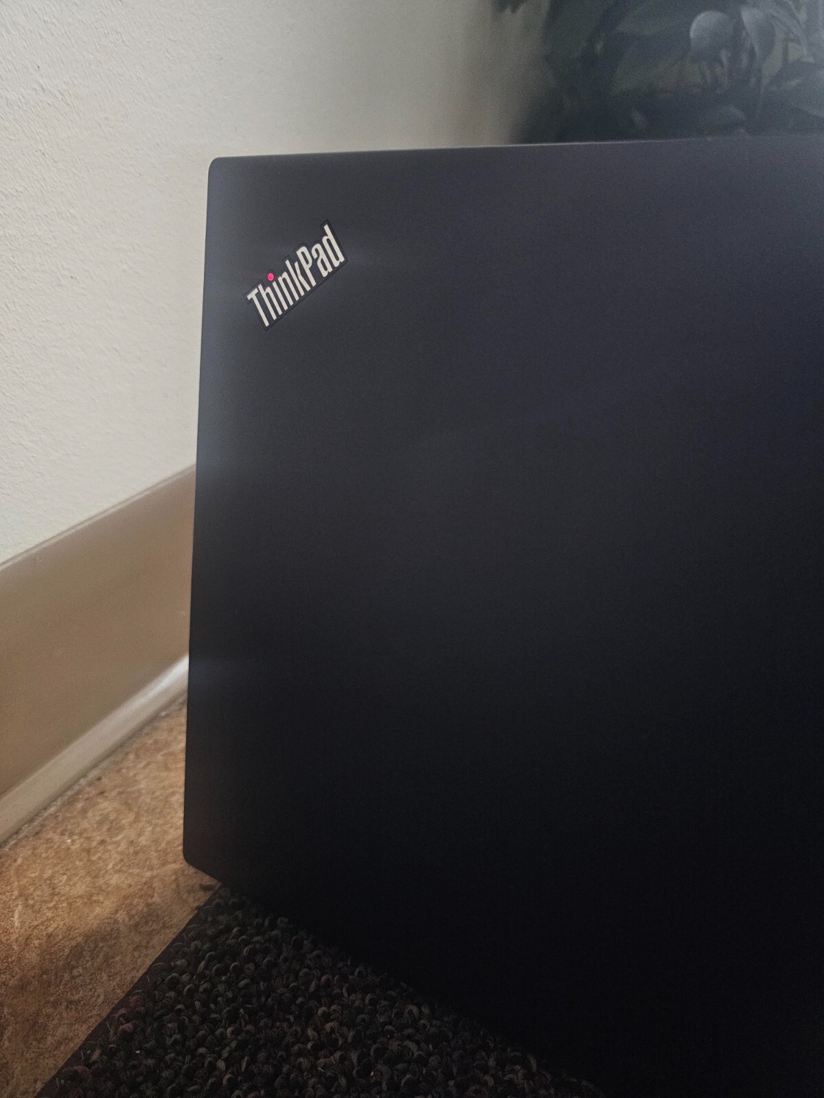 Lenovo ThinkPad T460s 14″ (i5-6200u 2.30GHz – 12GB RAM – 128GB SSD – Win10Pro)