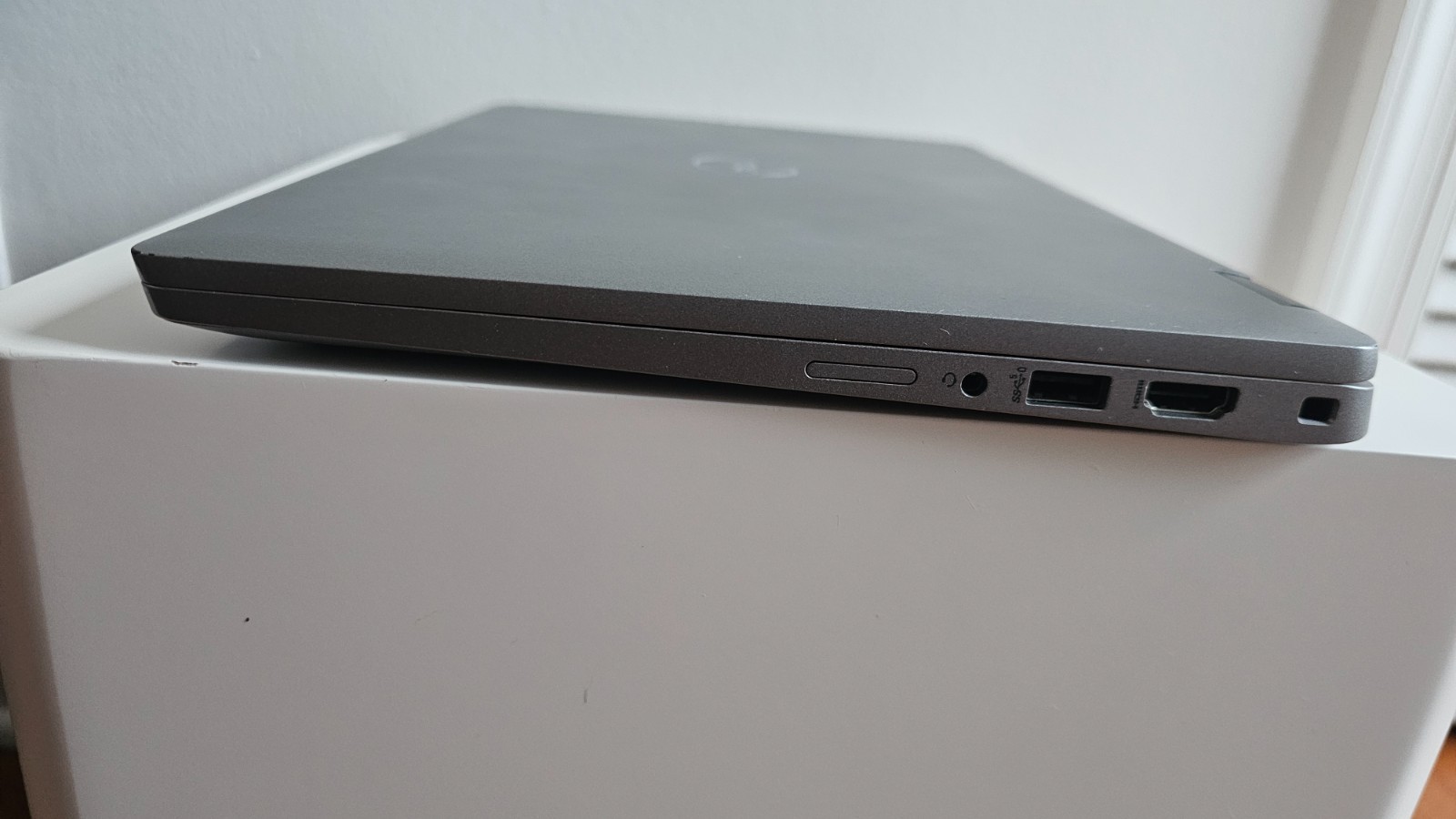 Dell Latitude 5330 2-in-1 Conv Laptop, 13.3″, Intel Core i7, 32Gb Ram, 512GG SSD
