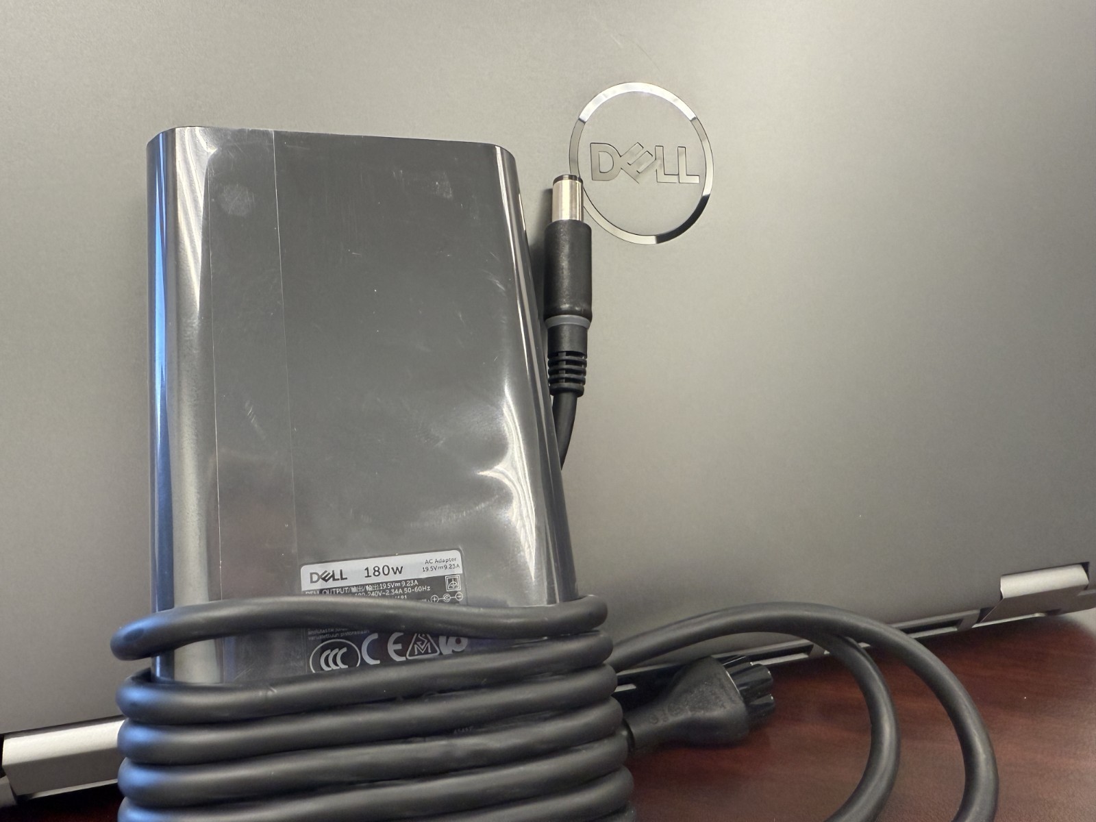 Dell Precision 7670 16″ Laptop