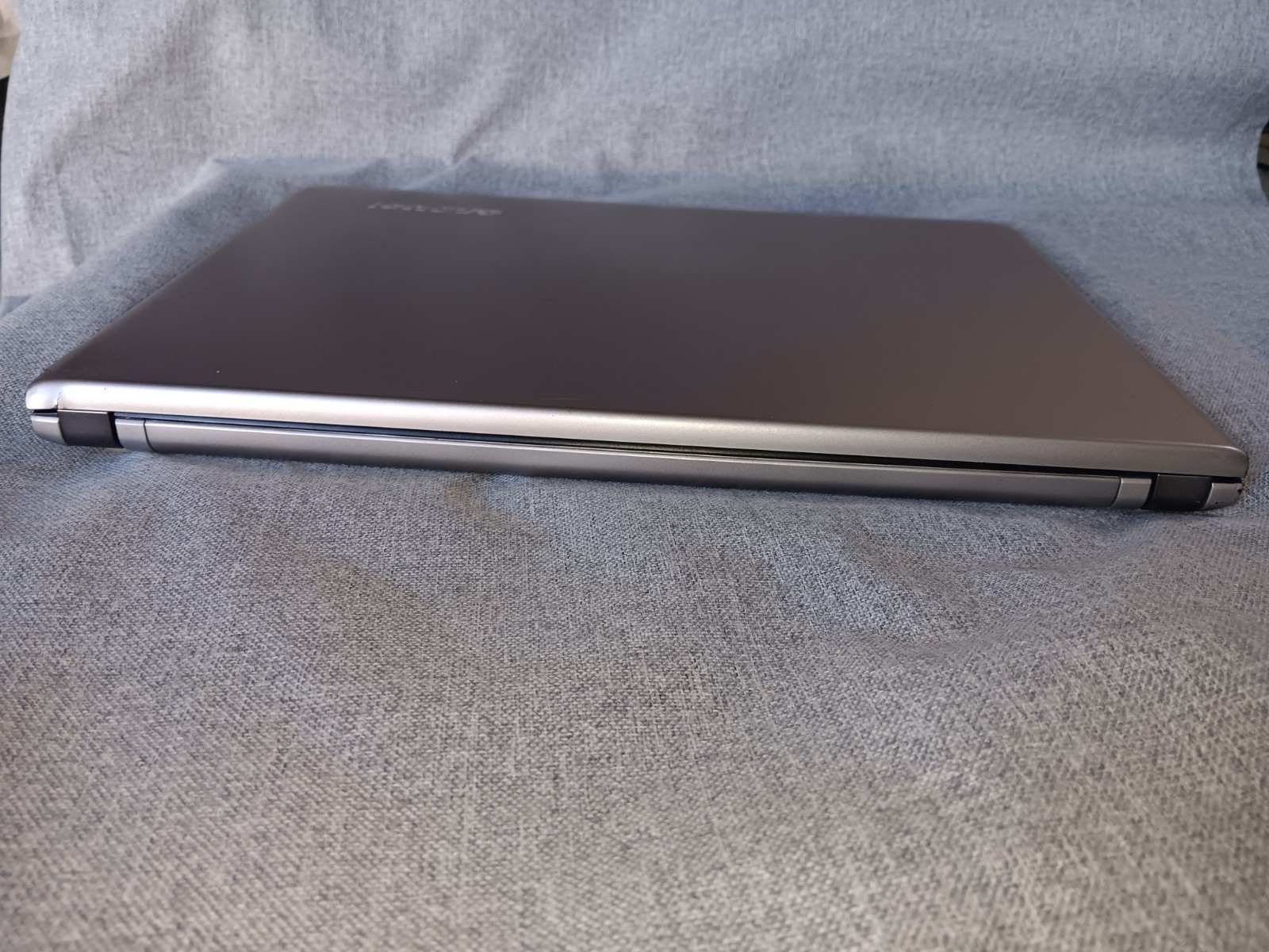 Lenovo IdeaPad S415 Touch 14″ Laptop AMD A6-5200 4GB RAM 500GB HDD