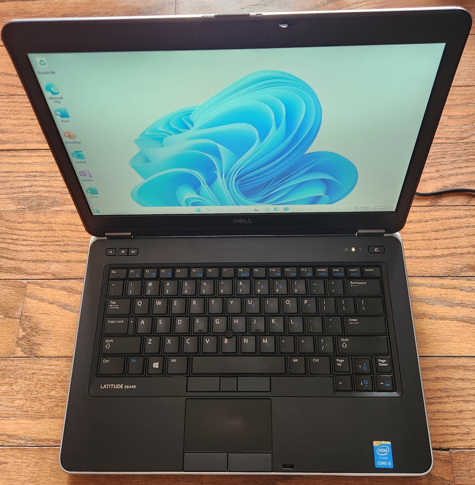 Dell Latitude E6440 (256GB SSD, Intel i-5, 2.7GHz, 8GB RAM, Windows 11) Laptop