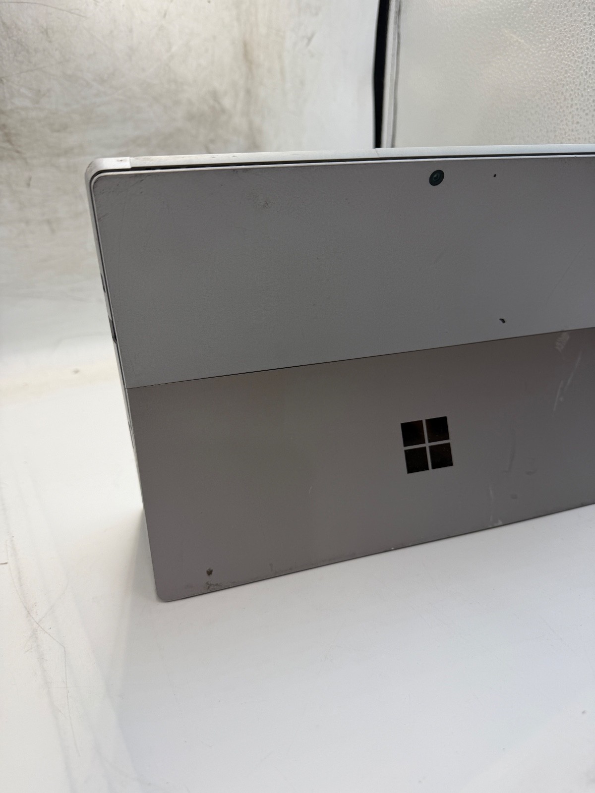 Microsoft Surface Pro 7 1866 13″ i3-1005G1 1.2GHz 4GB RAM 128GB SSD WINDOWS 11