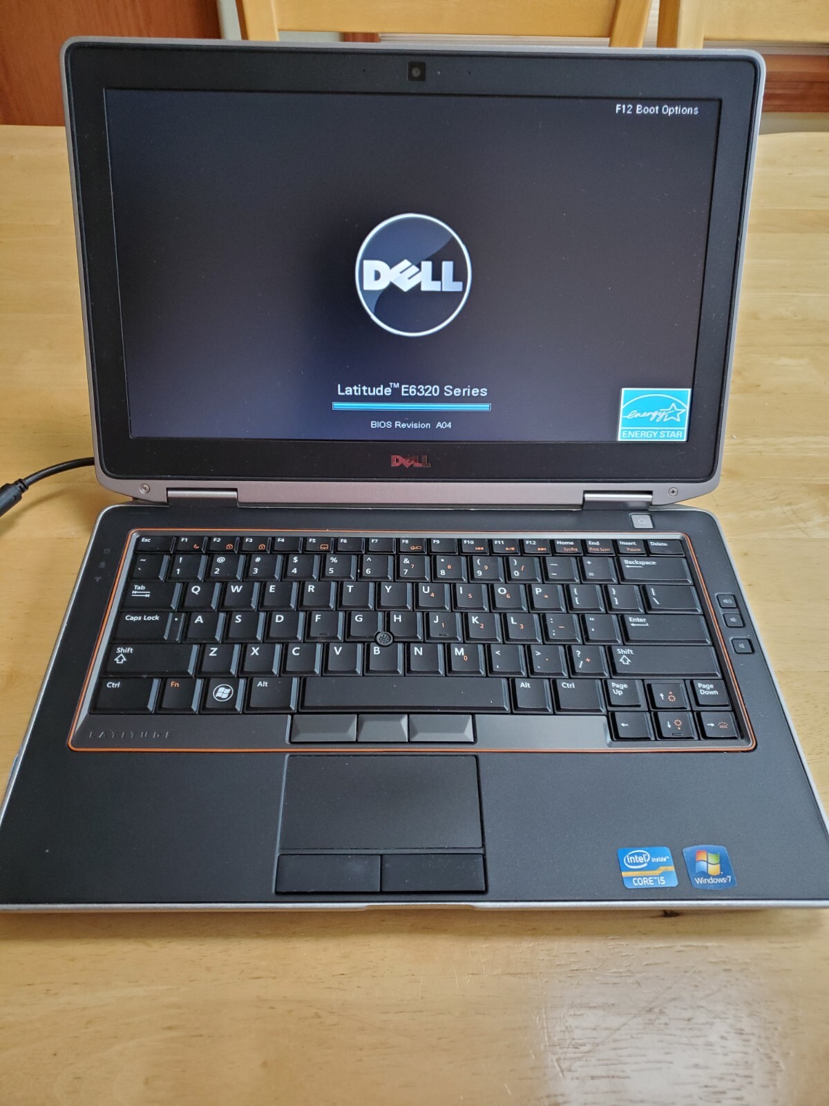 Dell Latitude E6320 | 250GB HDD | Intel Core i5 | Linux Mint | Ready to Use!