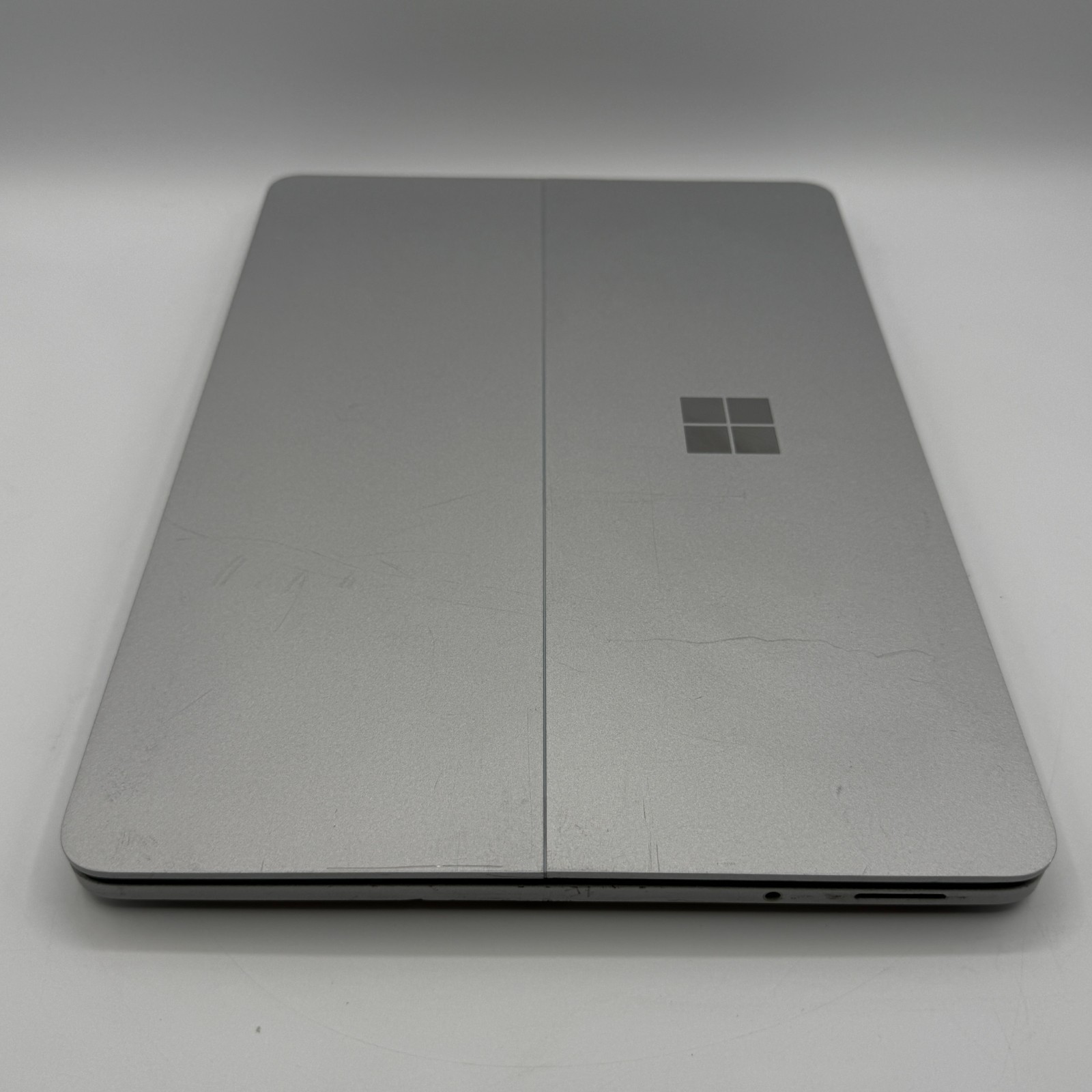 Microsoft Surface Laptop Studio 1964 14.4″ i7-11370H RTX A2000 32GB RAM 512GB