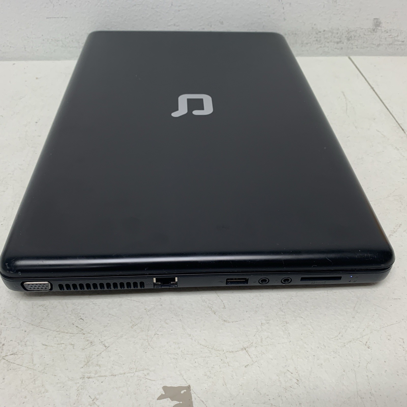 Compaq Presario CQ57 AMD C-50 2.00ghz 6gb Ram 120 Gb SSD Wind 10 Home Not Activa