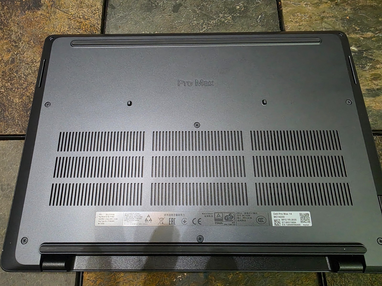 MINT Dell Pro Max 14 MC14250 Ultra 5 235H 16GB DDR5 256GB SSD FHD