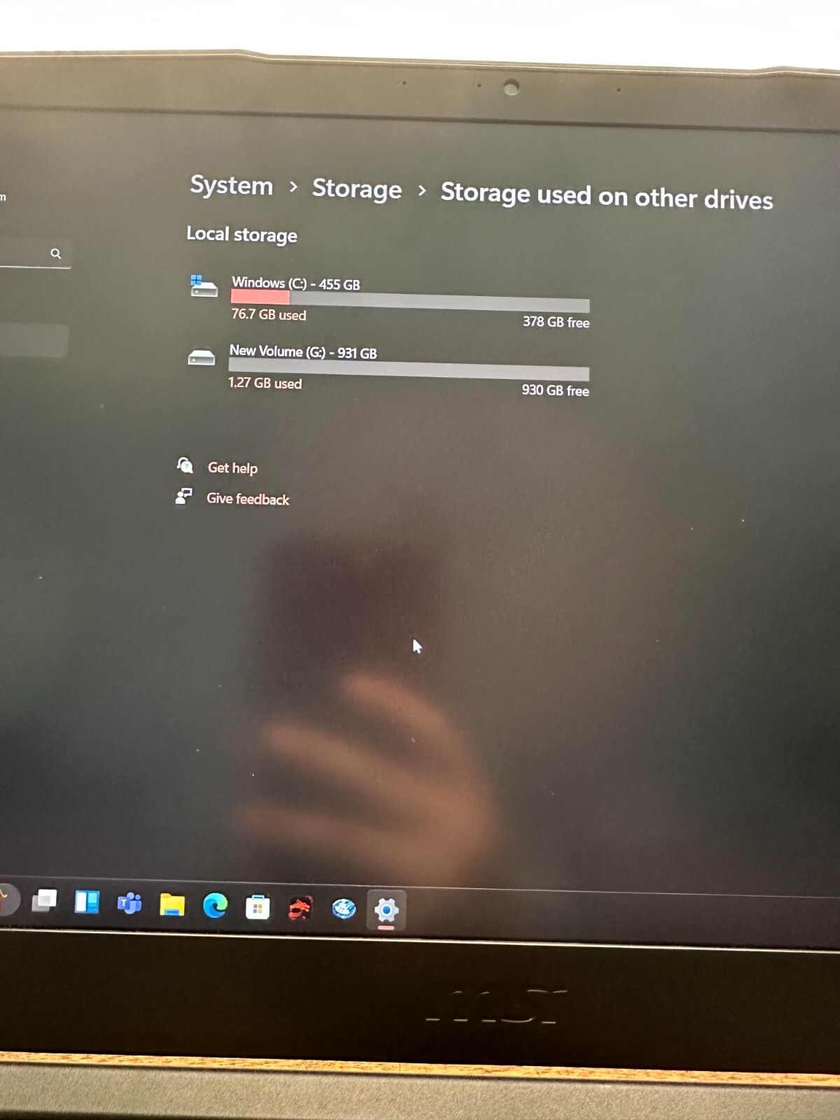 MSI Gaming LAPTOP gf 65thin 9sd. 1tb 512 gb storage and 16 gbs ram. BUNDLE.