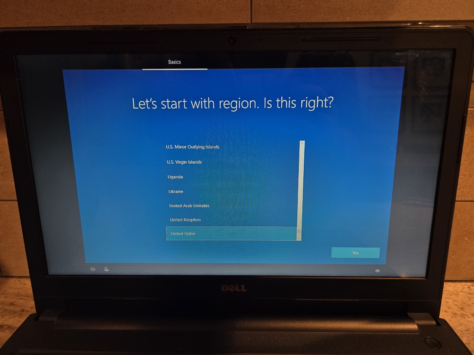 Dell Inspiron 15-3567 – i3-6006U 2.0Ghz – 8GB RAM – 1TB HDD – Win10 – DVD Player