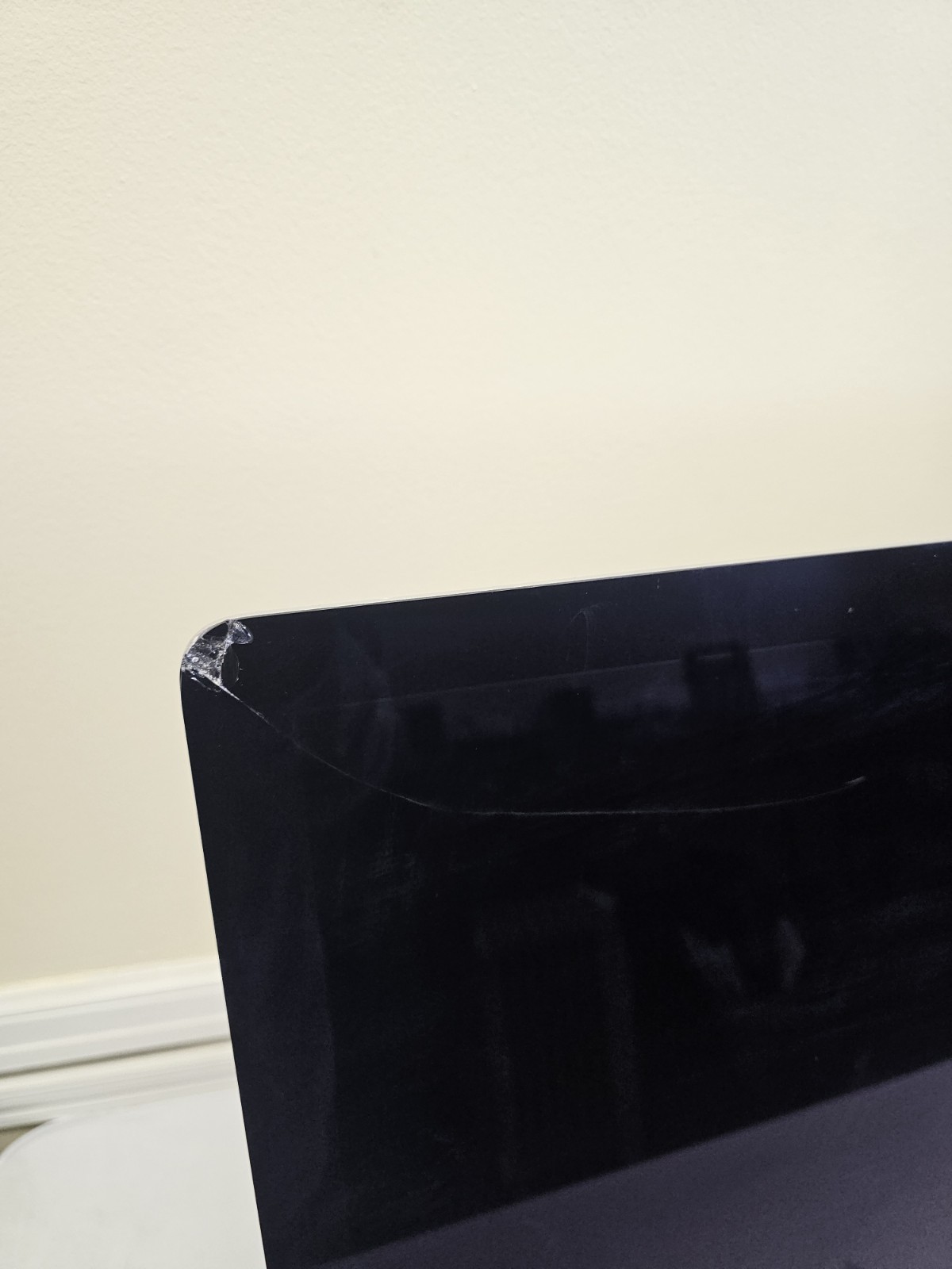 Apple iMac Late 2015 Computer – Intel i5 – 8GB RAM – 500GB SSD – Read Desc.