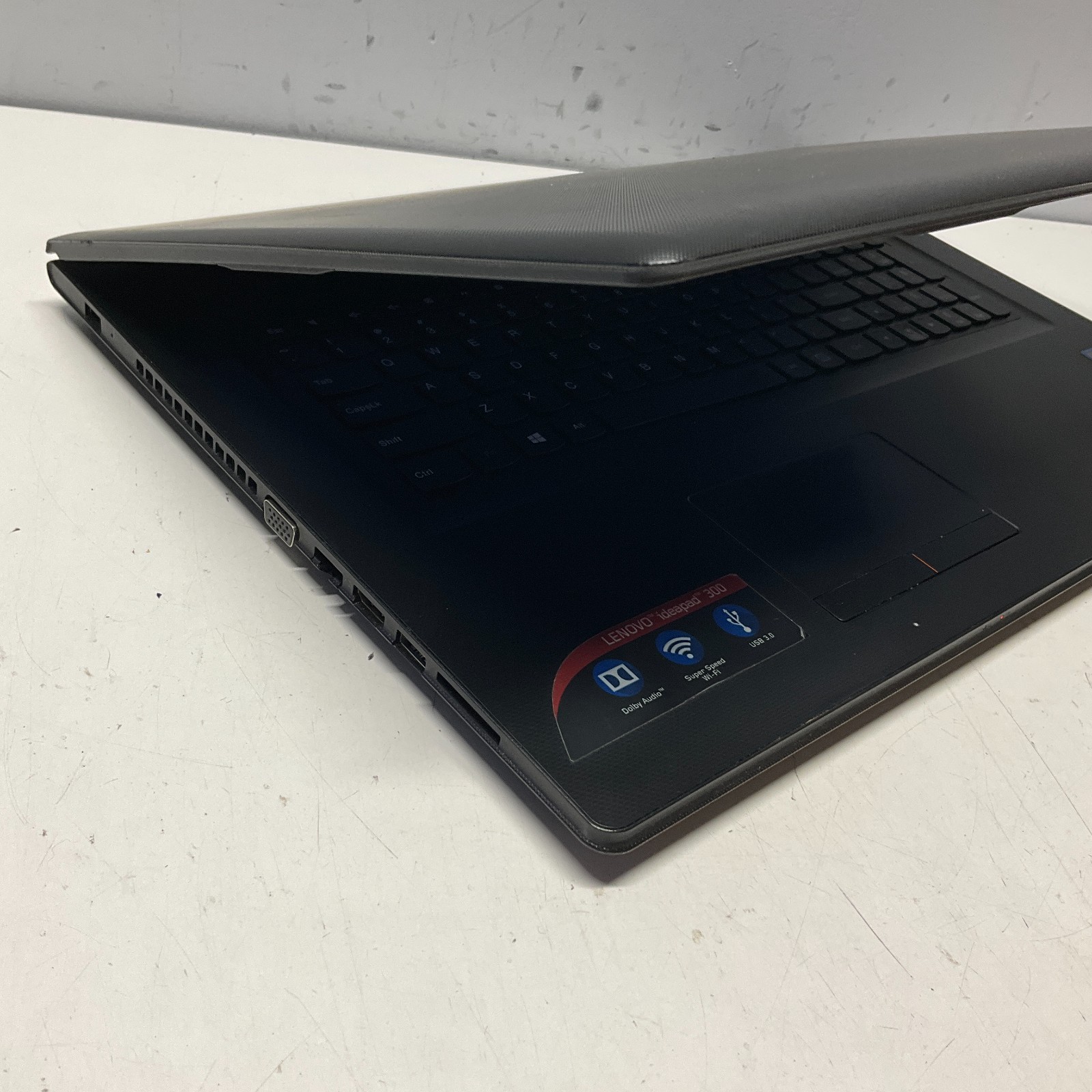 Lenovo IdeaPad 300-17ISK-i3-6100U@2.30GHz 4GB 256GB SSD Windows 10 Pro Laptop