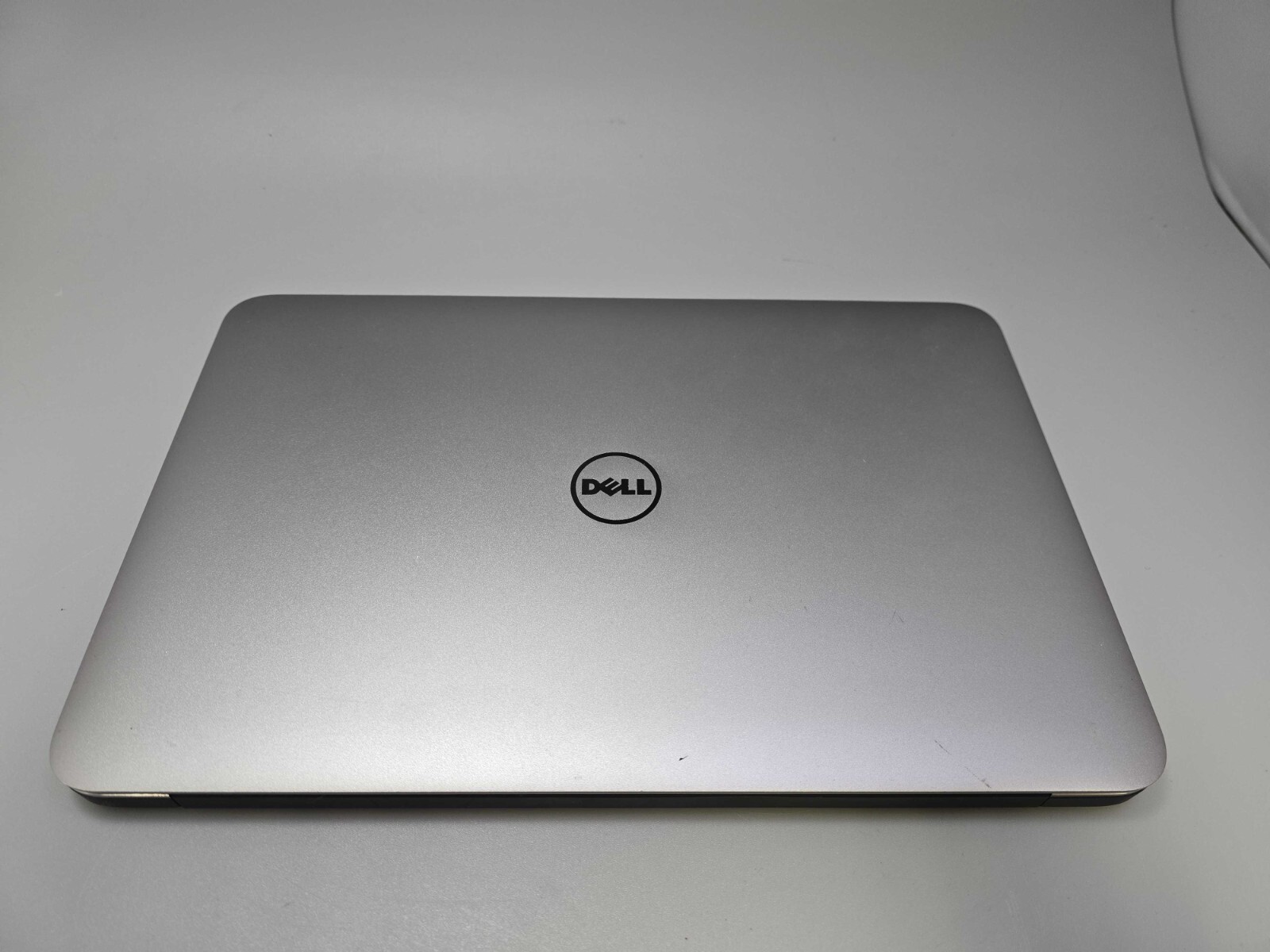 Dell XPS 13 9333 13.3″ Laptop Intel i7-4510U@ 2.0GHz 8GB RAM 256GB SSD, NO OS