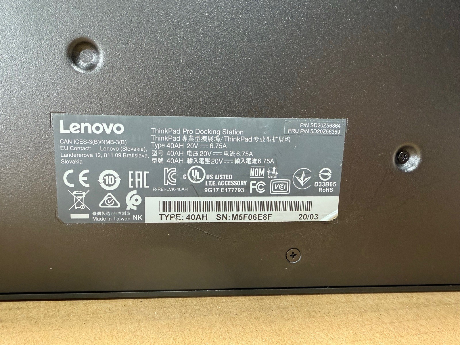 Lenovo Thinkpad T490s i7-8665U 1.9GHz, 8GB, 14″, No Drive, Dock, AC Adapter