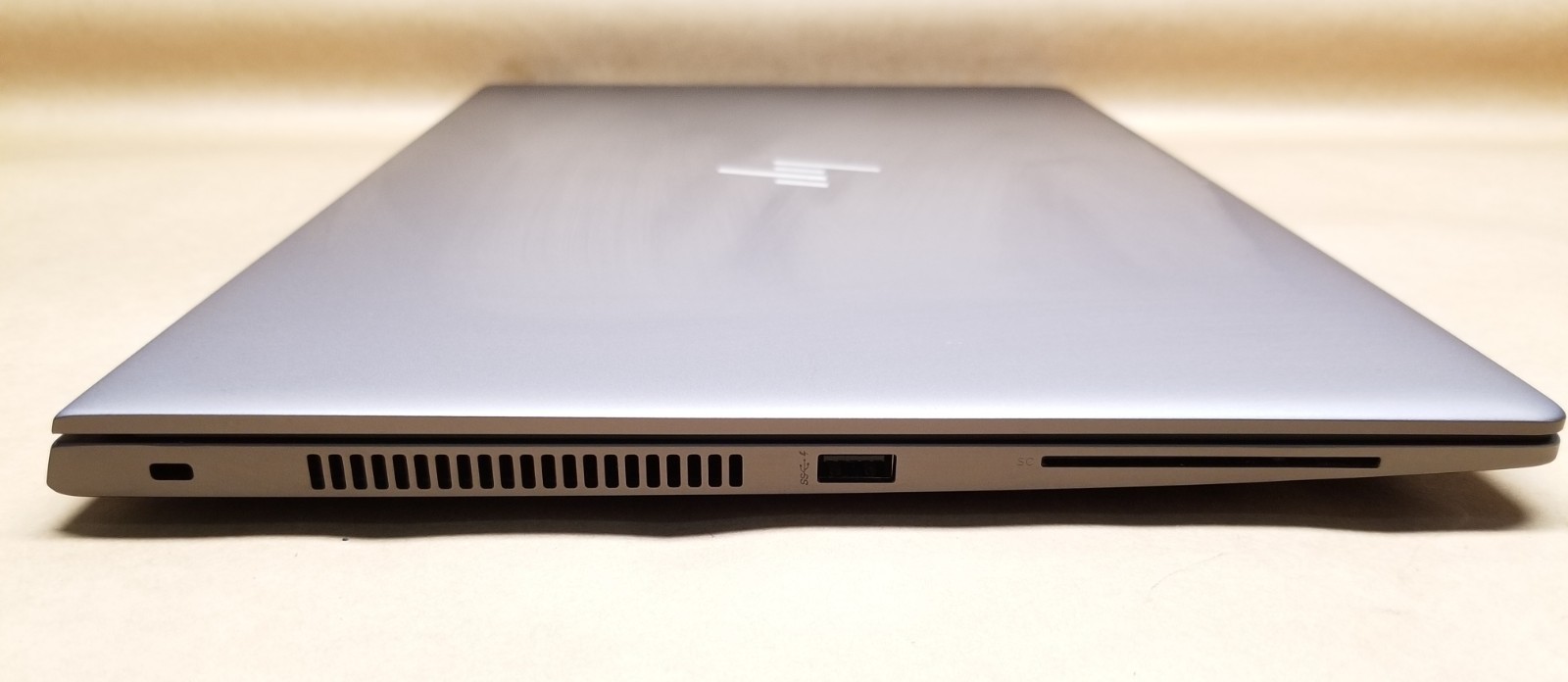 HP Zbook 15u G5 15.6″ Laptop i7-8550U, 12GB RAM 256GB SSD PRO WX 3100 WIN 11 PRO