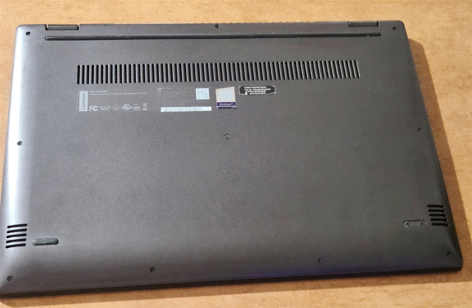 Lenovo IdeaPad Flex 5-1570 80XB 8GB RAM i5-7200U 2.5GHZ Windows 10 MINT