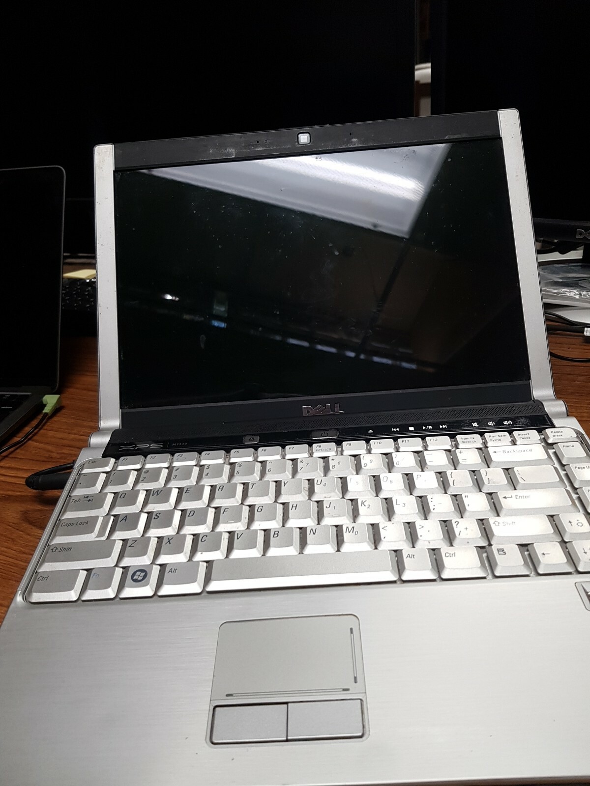 Dell XPS M1330 13.3″ Intel Core2Duo T5450 1.67Ghz 80GB HD 4GB for parts