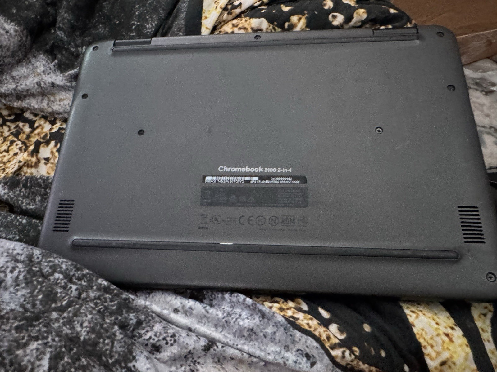 Dell Chromebook 3100 2-in-1 Black Chrome OS Laptop Built-in Webcam