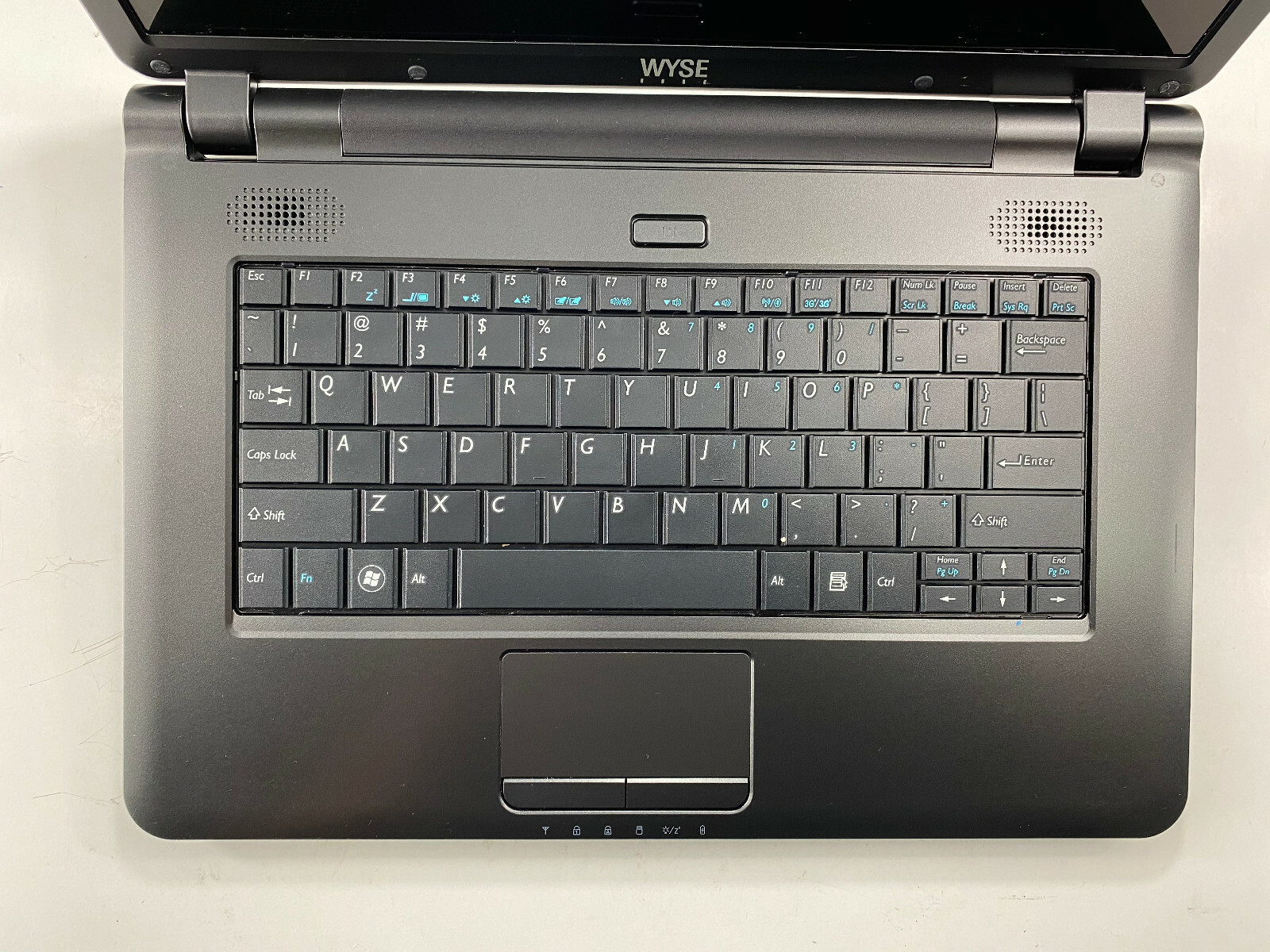 Wyse Xn0m AMD G-T56N 1.65 GHz 4 GB RAM 250 GB HDD Win10 Pro AU01-03