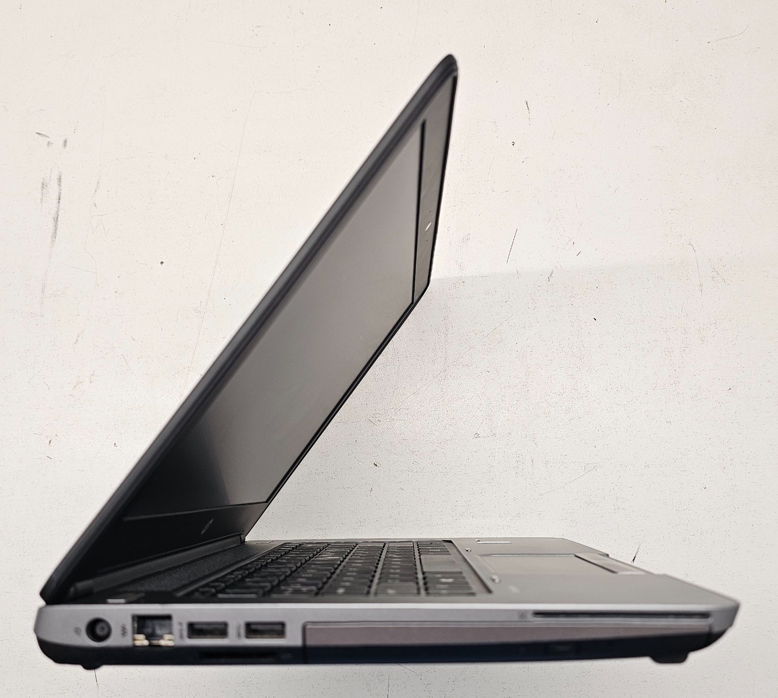 HP ProBook 640 G1 14″ Laptop Intel i5-4300M 2GB Ram NO HD/OS (FL)