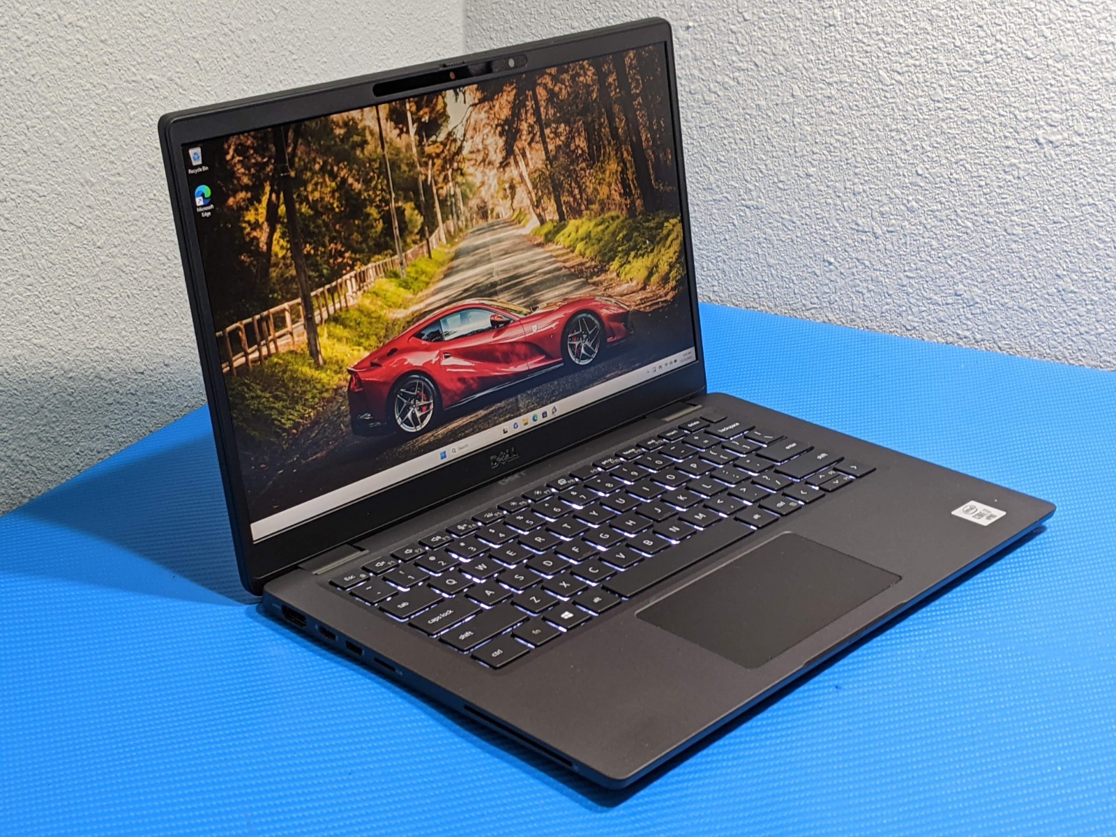 Dell Latitude 7310 13.3″FHD Intel i7-10610U 1.8GHz 16G 256GB SSD W11Pro +Charger