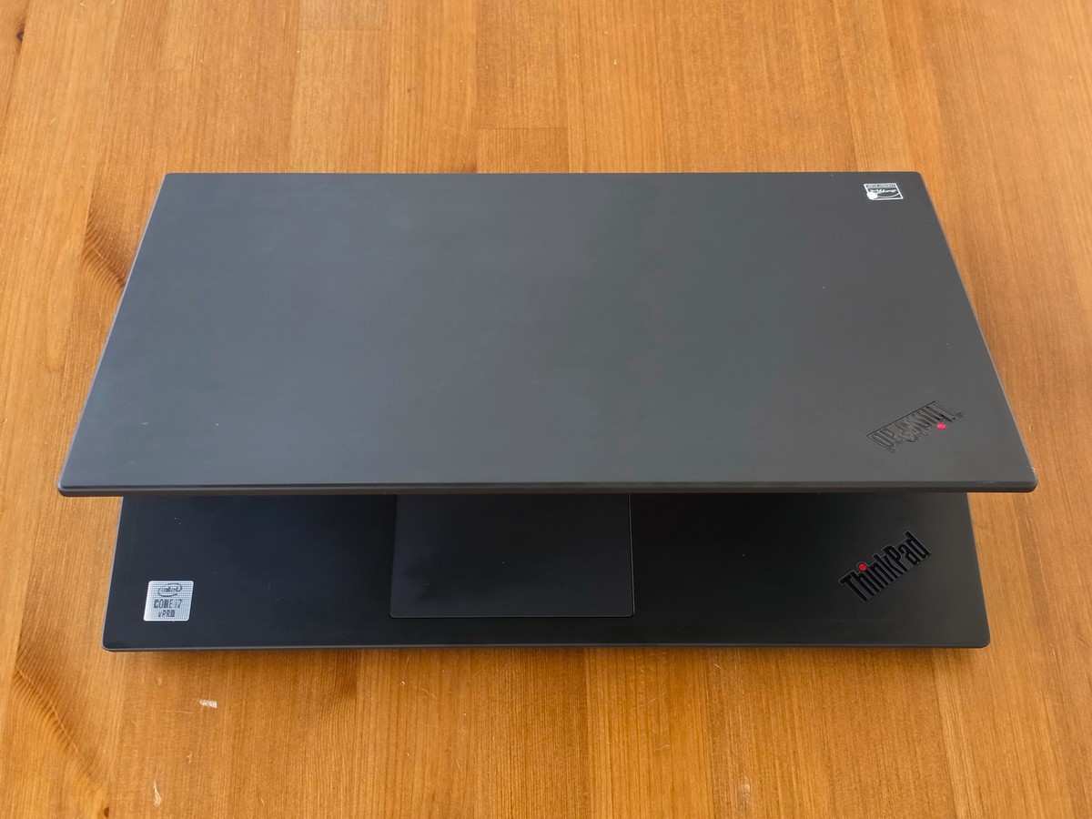 Lenovo ThinkPad P1 Gen 3 i7-10875H 16GB 15″ FHD 1920×1080 512GB SSD NVIDIA T1000