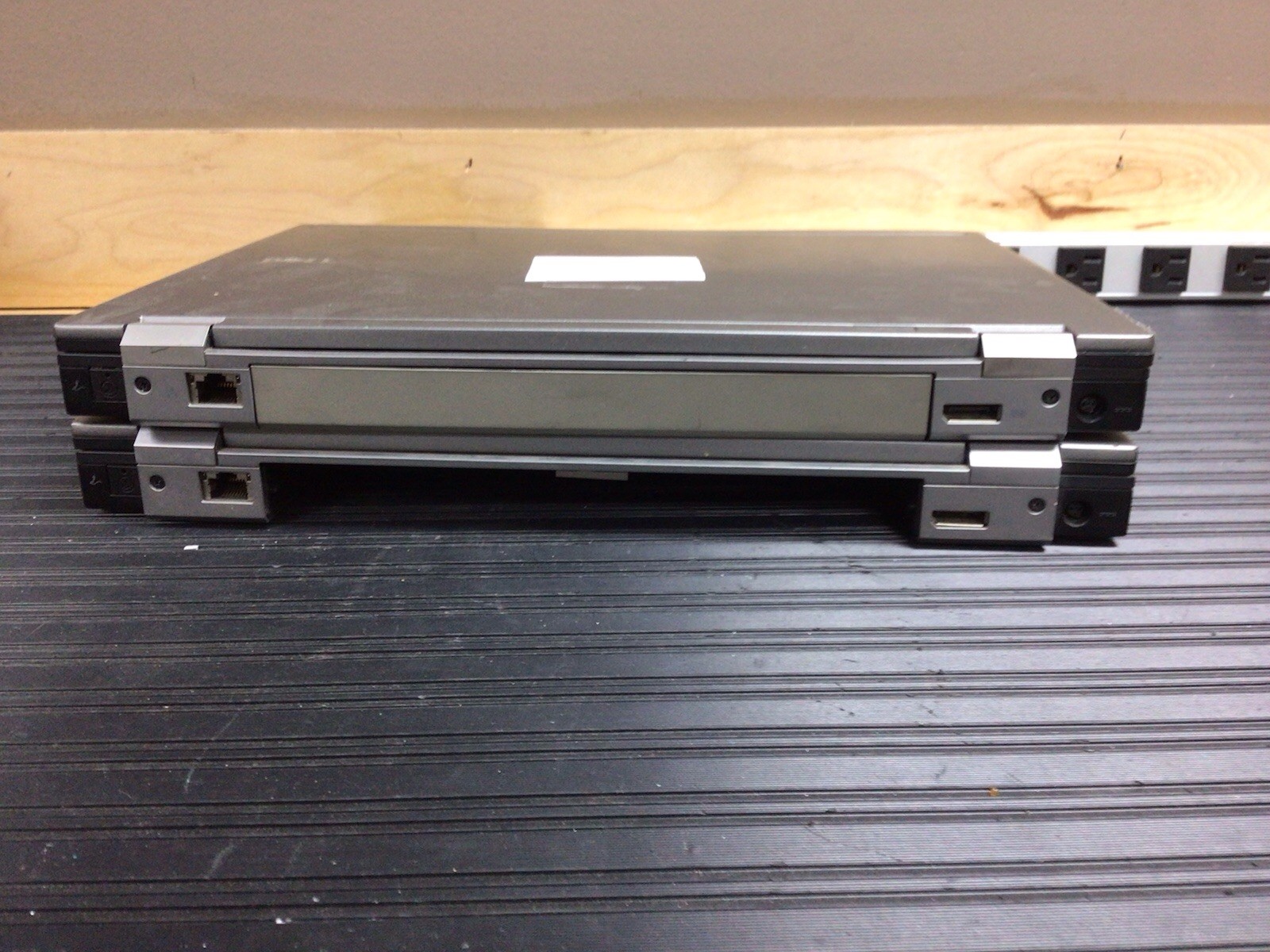 2x Dell Latitude E6410 Laptop AS IS | Intel Core i5/i7 | 4/8gb Ram | No HDD/OS