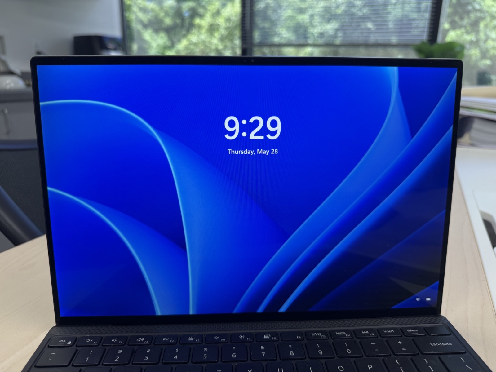 Dell XPS 13 9310 13.4″ Touch FHD+ i5-1135G7 16GB RAM 256GB SSD Win 10 Silver