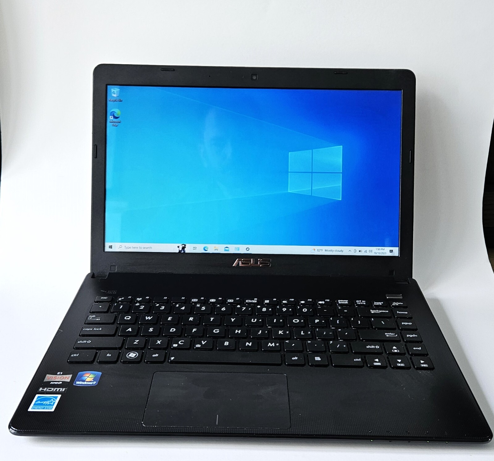 ASUS X401U / 320GB HDD / 4GB RAM / AMD E1-1200 1.40GHz / 14″ / WINDOWS 10