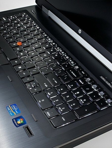 Workstation HP 8760w 17.3 i7-Quad (2TB + 2TB) SSD Blu-RAY 32GB Quadro K3100M 4GB