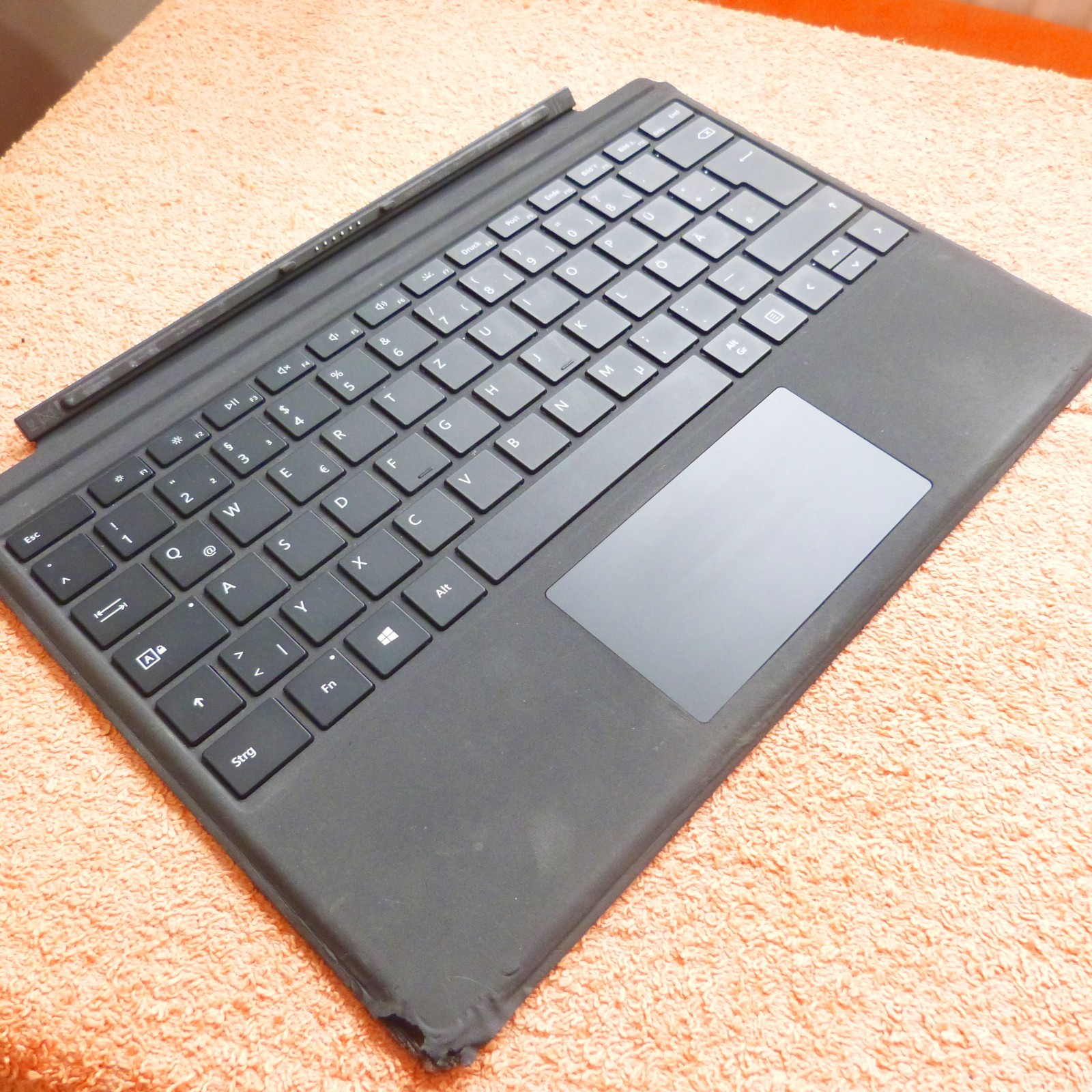 MS Surface Pro 5 POWER 128GB Convertible METAL 12″ 2K TOUCH Windows 11 SSD