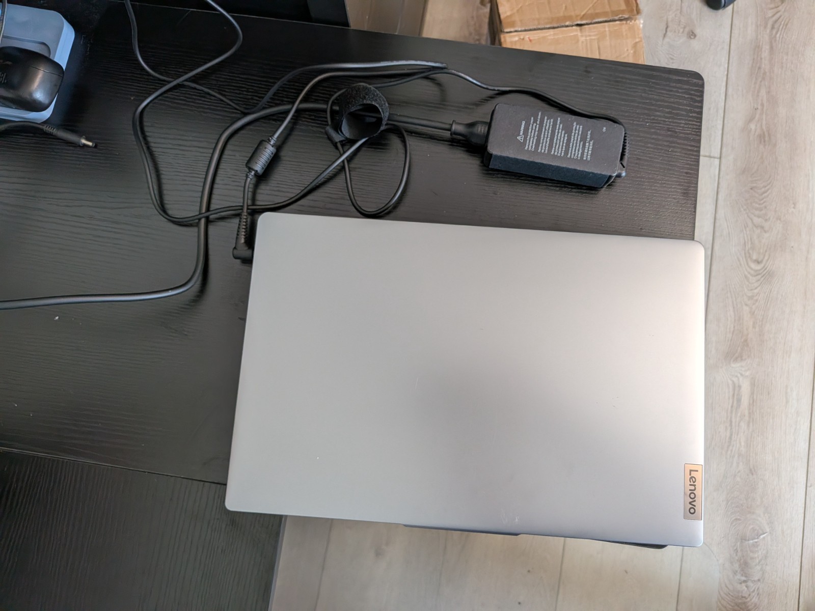 Lenovo IdeaPad Slim 3 15.6 in ( 512GB SSD, AMD Ryzen 5 7530U 2GHz, 16GB, Windows