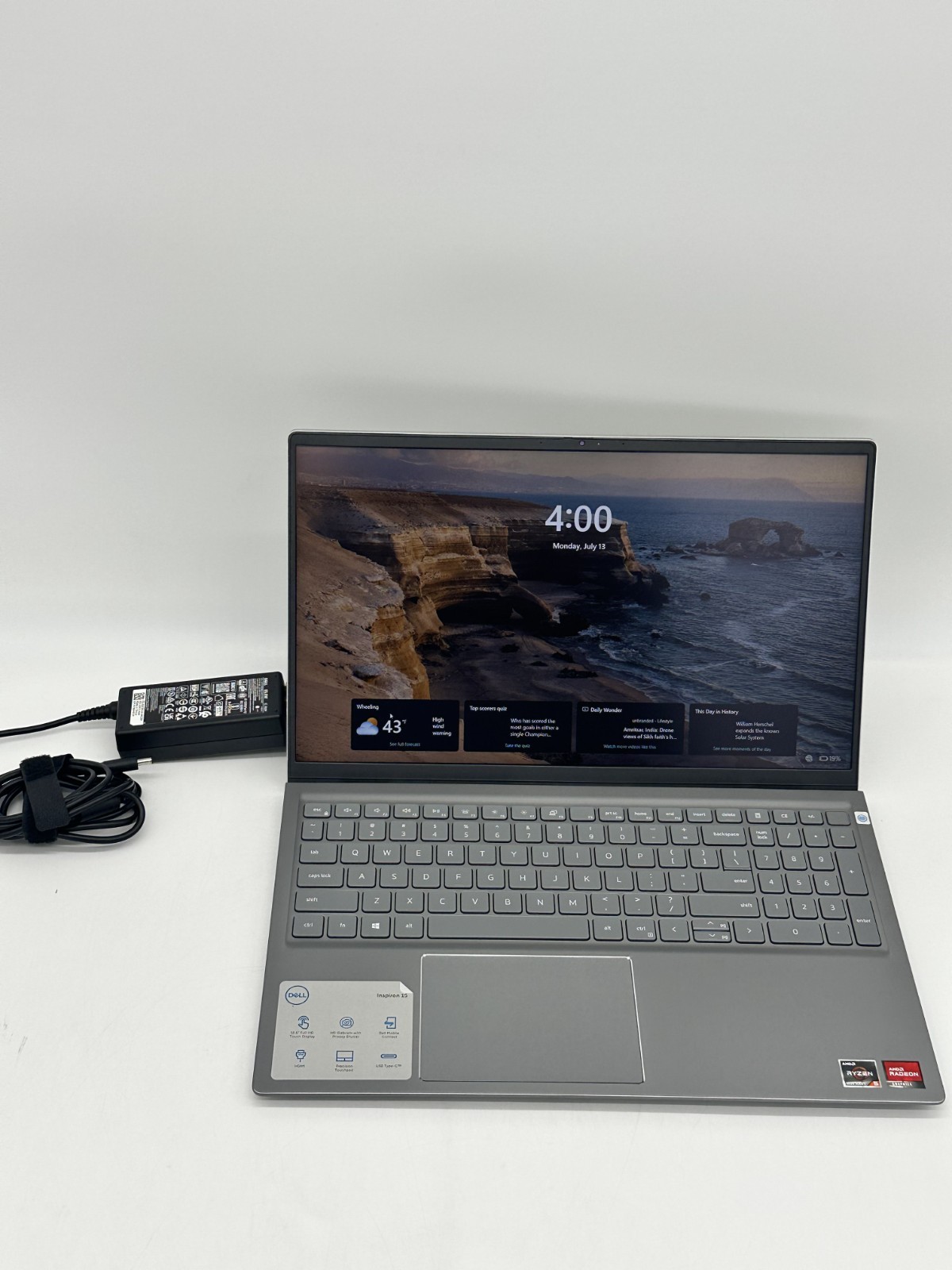 Dell Inspiron 5515 15.6″ FHD Ryzen 5 2.10 GHz 5500U 16GB RAM 512GB SSD Touch
