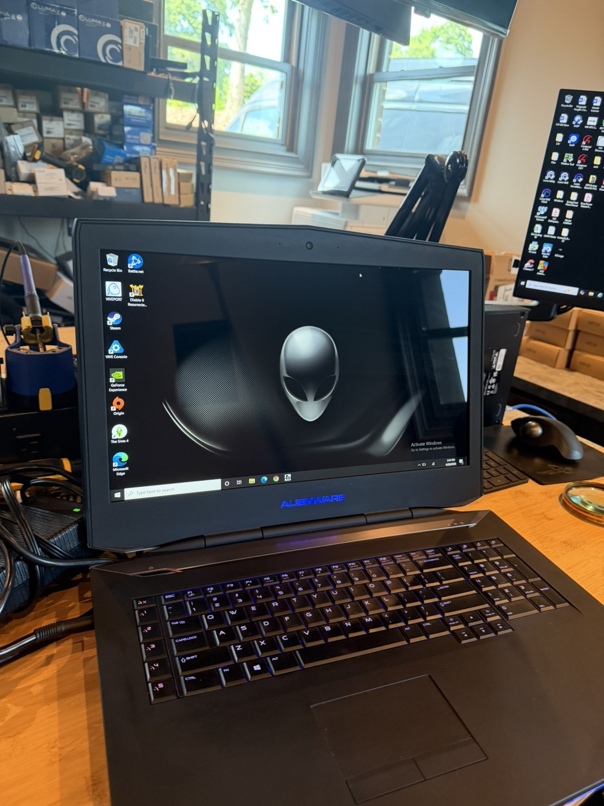 Alienware 18 Laptop (P19E) i7-4910MQ, Nvidia GTX 970M (X2) and Bag
