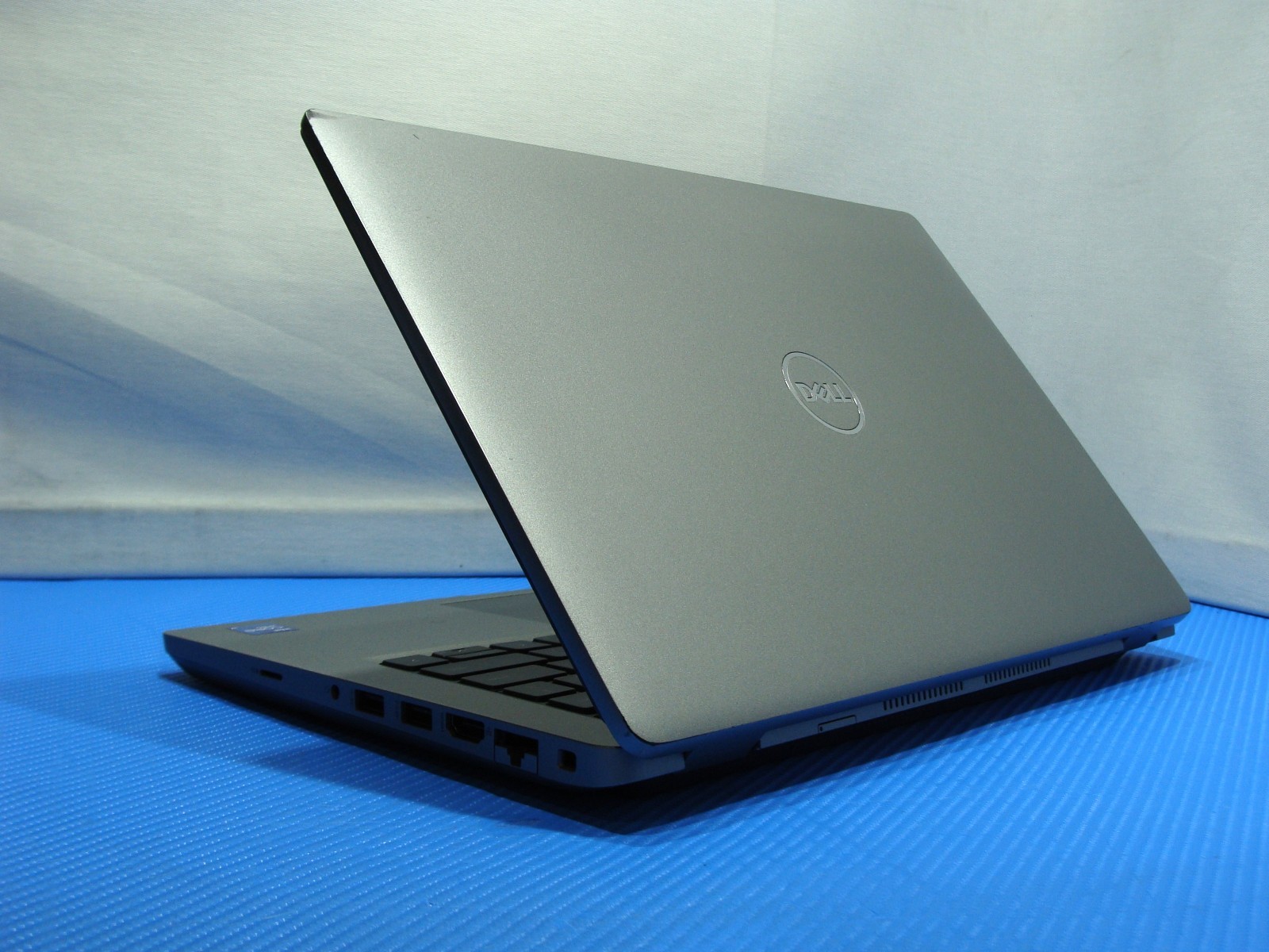 Dell Latitude 5421 14″FHD vPRO Core i7-11850H 2.5GHz 16GB 256GB W11Pro +Charger