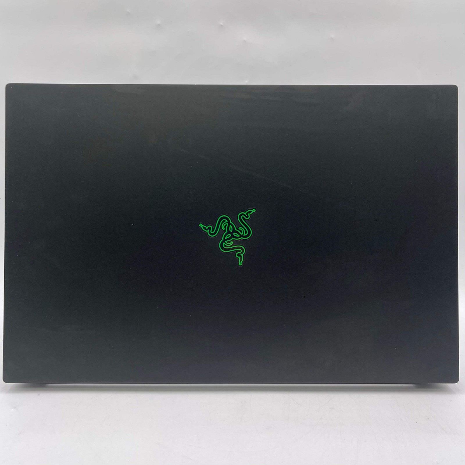 Broken Razer Blade 15 i7-12800H 2.4GHz 16GB 1TB SSD GeForce RTX 3060 Keys Issue