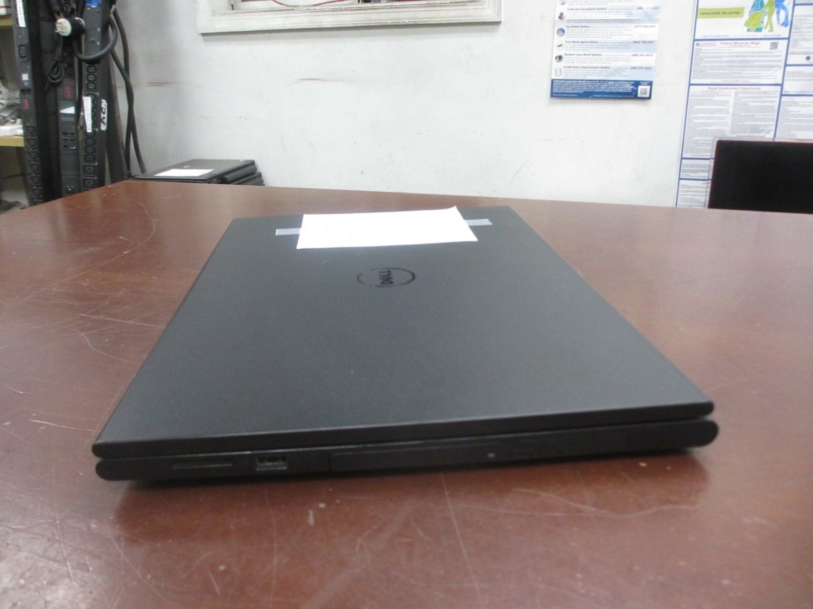 Dell Inspiron 3543 15.6″ i3-5005U 2.0GHz 8GB 500GB DVD-RW Web-Cam Laptop +AC