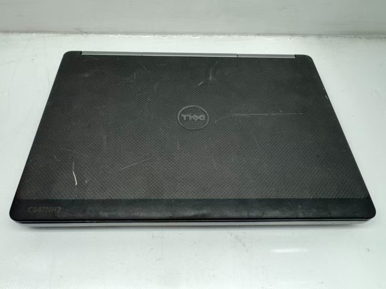 Dell Precision 7520 Intel i7-6820HQ@2.7Ghz 16GB 240G 2.5″SSD M2200 W/AC *READ*