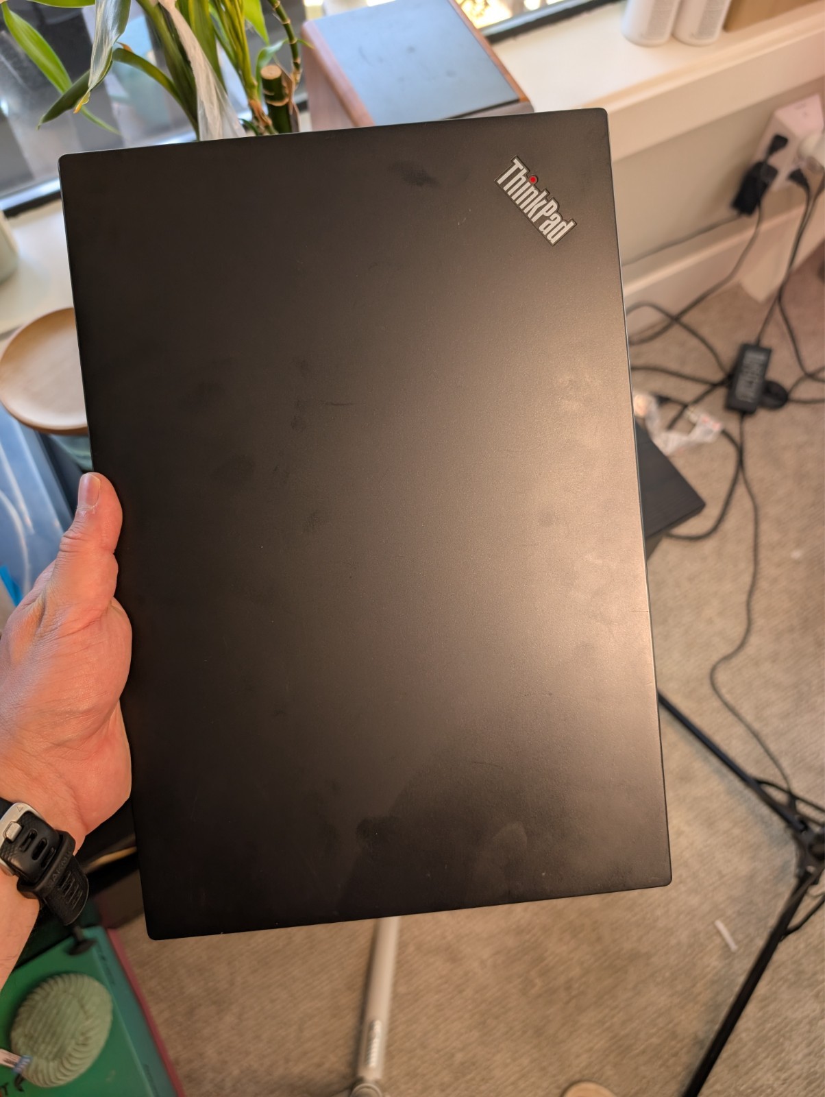 Dual Boot Win/Linux Lenovo Thinkpad t490s Laptop: i5+8gb+512gb. w/ Power adapter