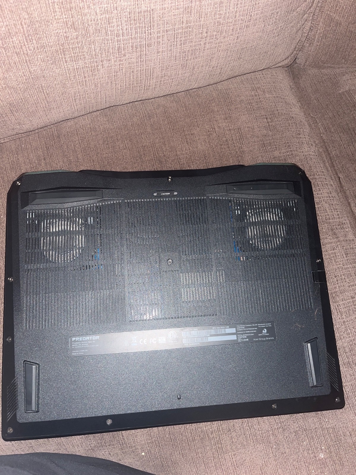 Acer Predator Helios Neo 16 PHN16-71 16″ (512GB SSD, Intel Core i5 13th Gen.,…