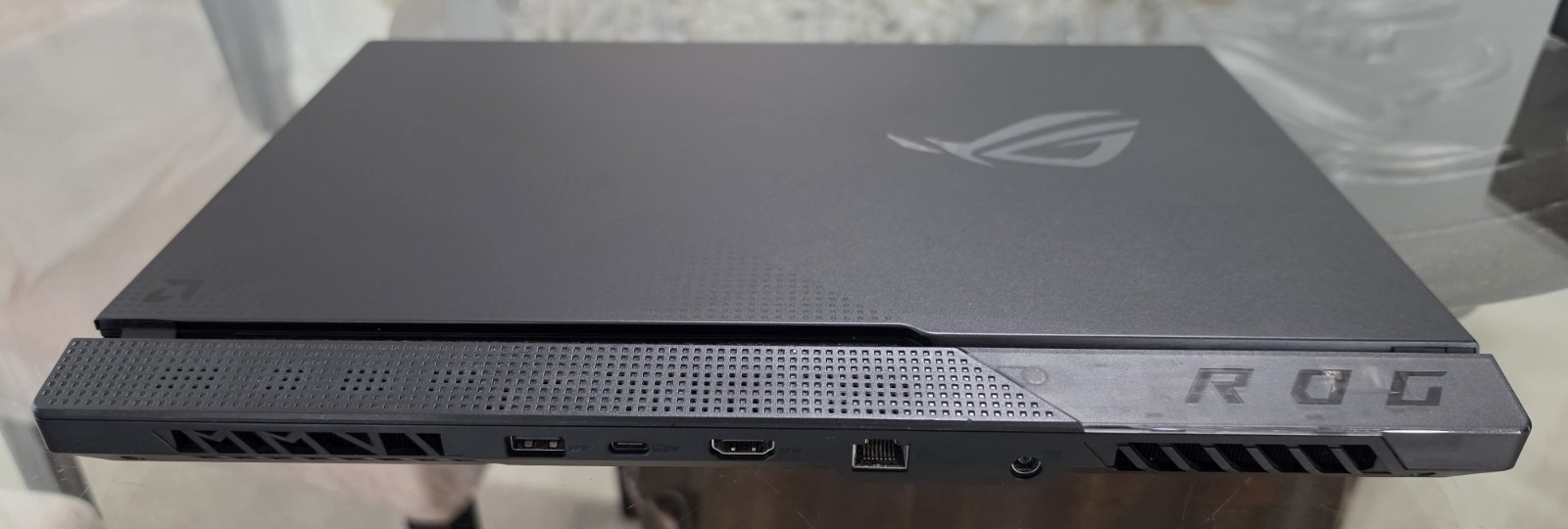 Asus ROG Strix G513QY 15.6″ Ryzen 9 5900HX 3.3GHz, 16GB RAM, 500 GB SSD, RX 6800