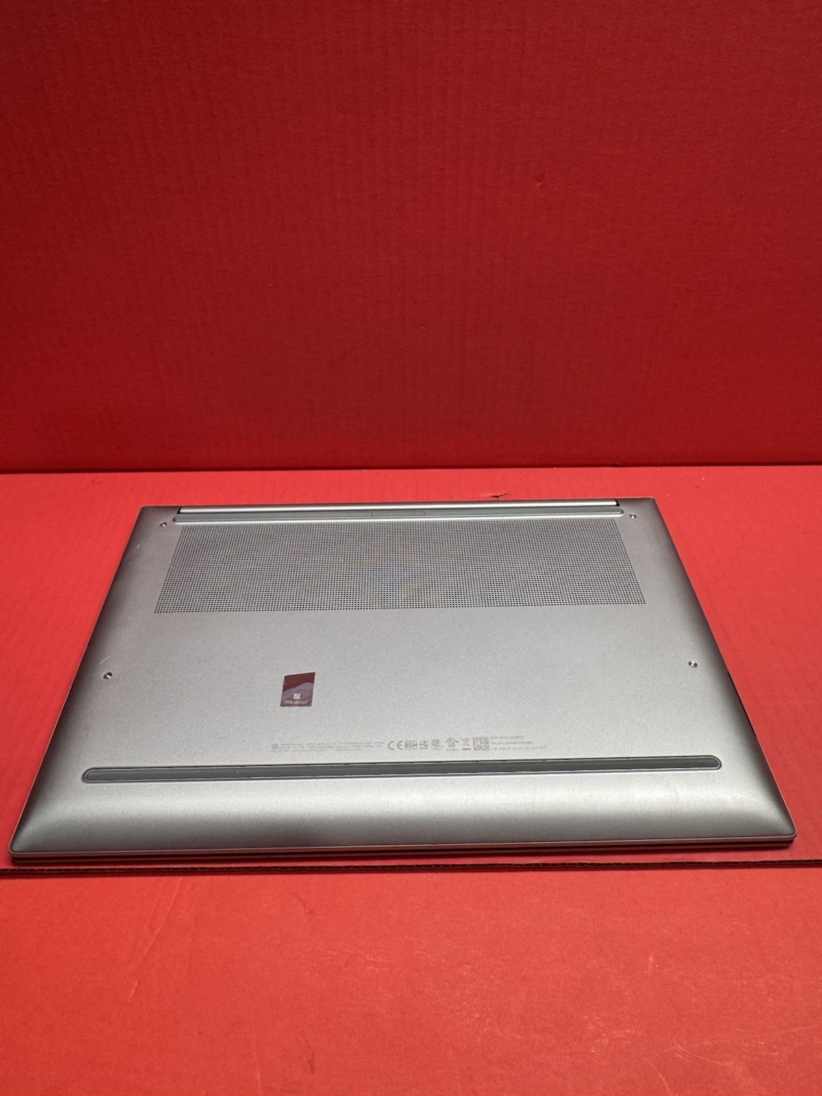 HP ZBook Studio G10 16″ 4K+ 13th I7-13800H 2500Mhz 1TB SSD 32GB Windows Pro