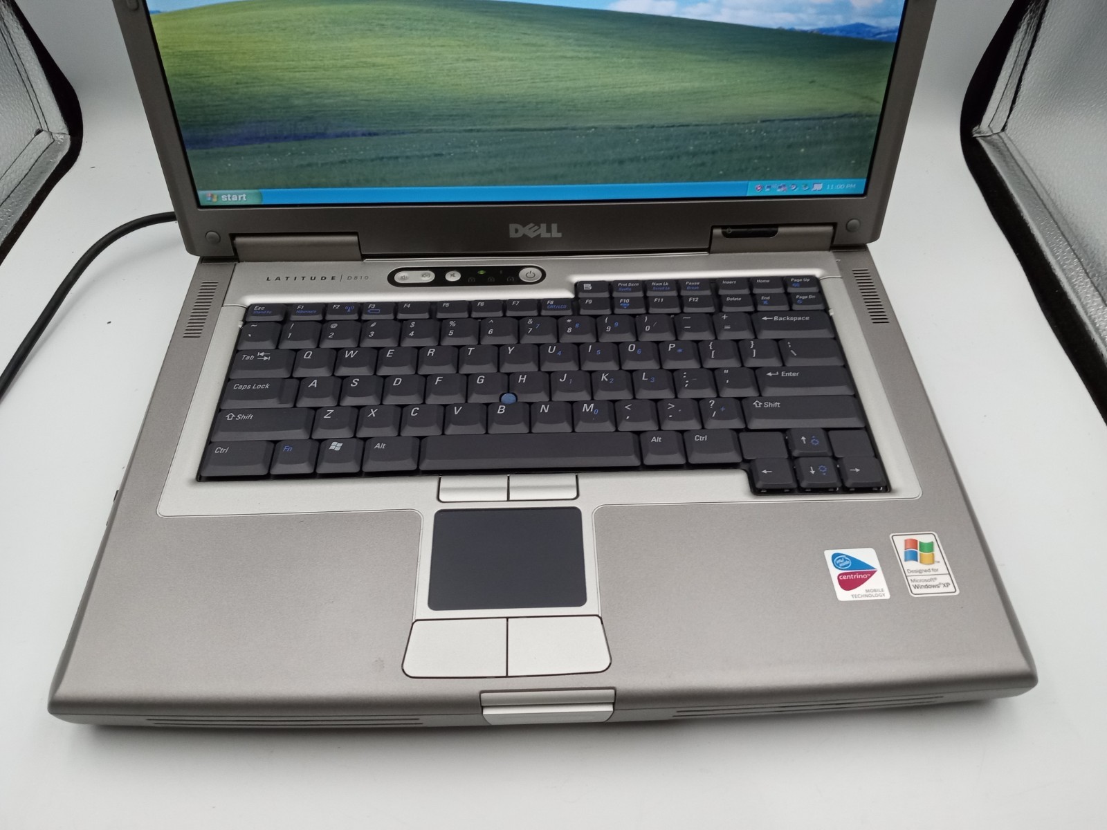 Dell Latitude D810 Intel Pentium 1GB RAM 60GB HDD Windows XP – BAD BATTERY -RR