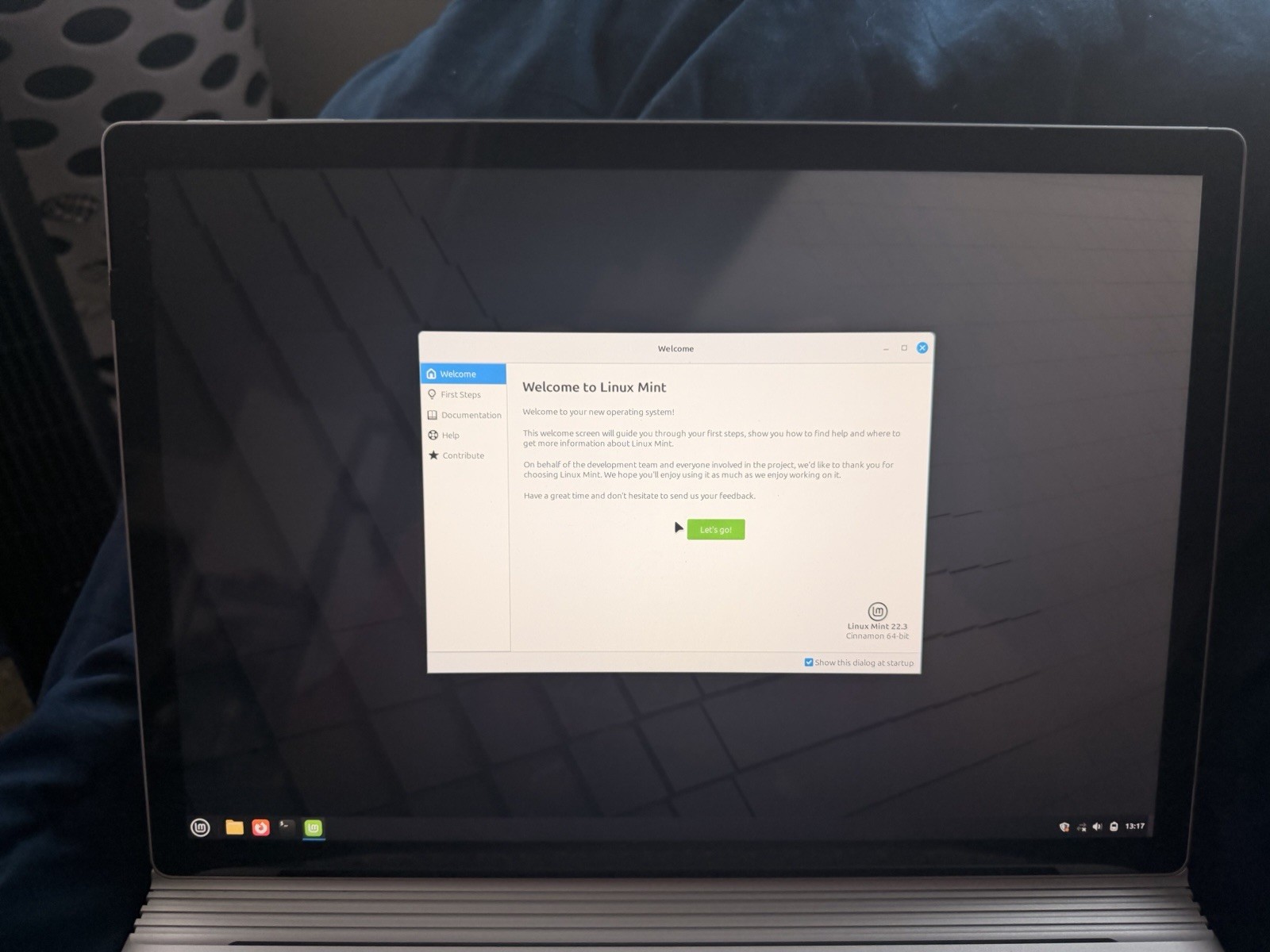 Surface Book 2 15inch 4K GTX 1060 Gpu Issue, No Wifi Cracked Screen LINUX MINT