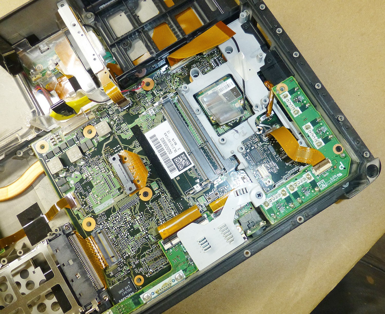 Panasonic Toughbook CF31 Frame, motherboard, and miscellaneous parts